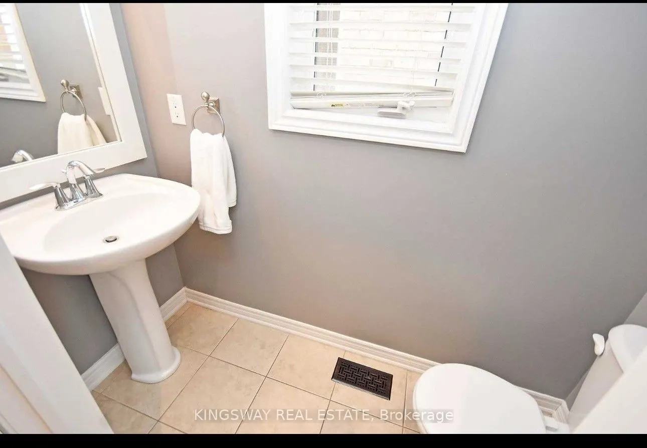 4569 Centretown Way