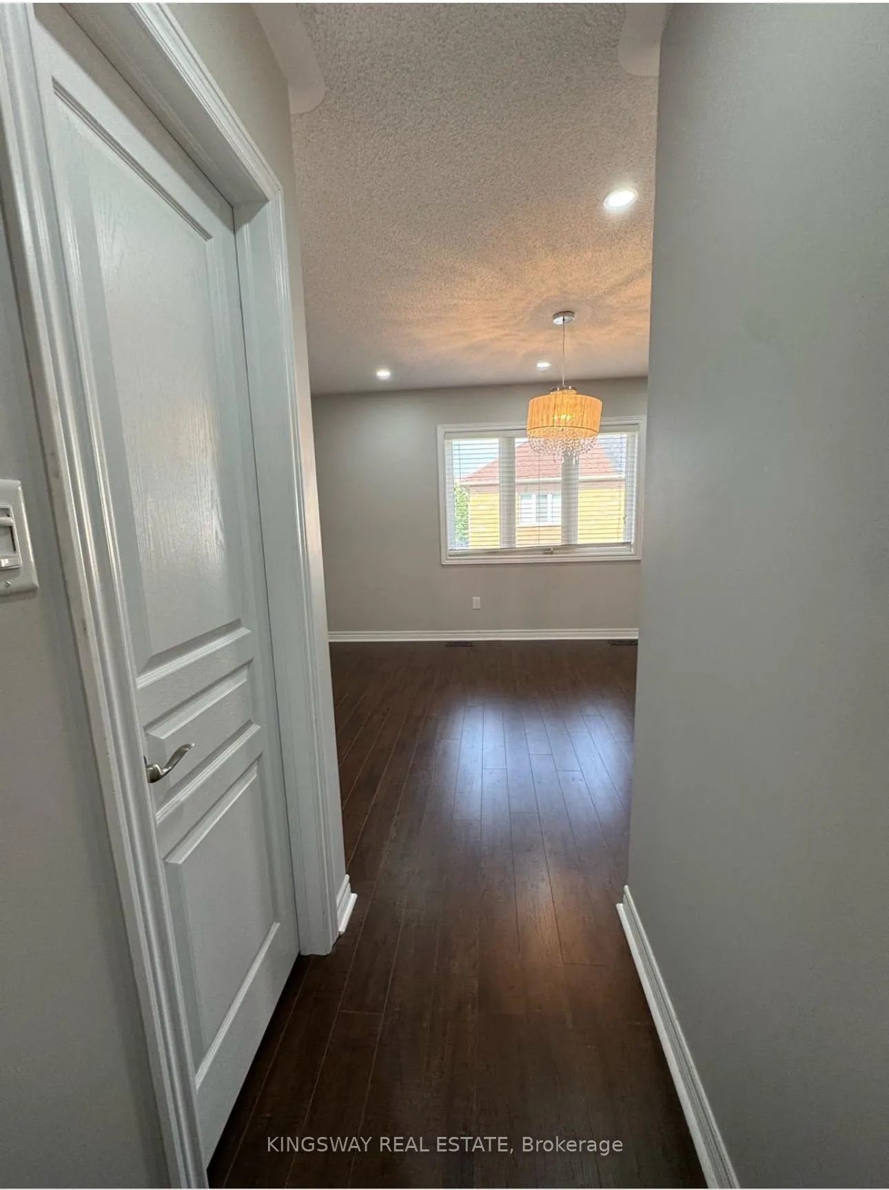 4569 Centretown Way