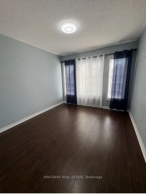 4569 Centretown Way