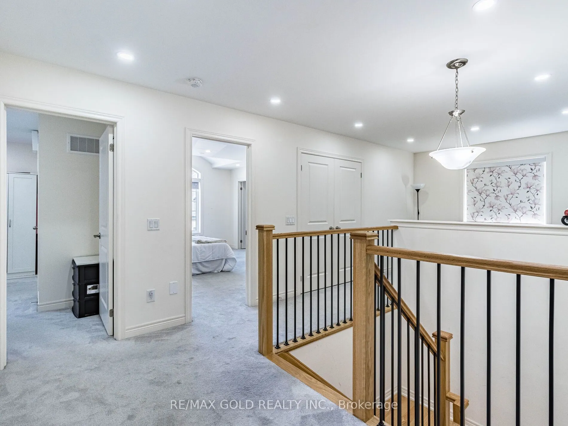 11 Elverton Crescent