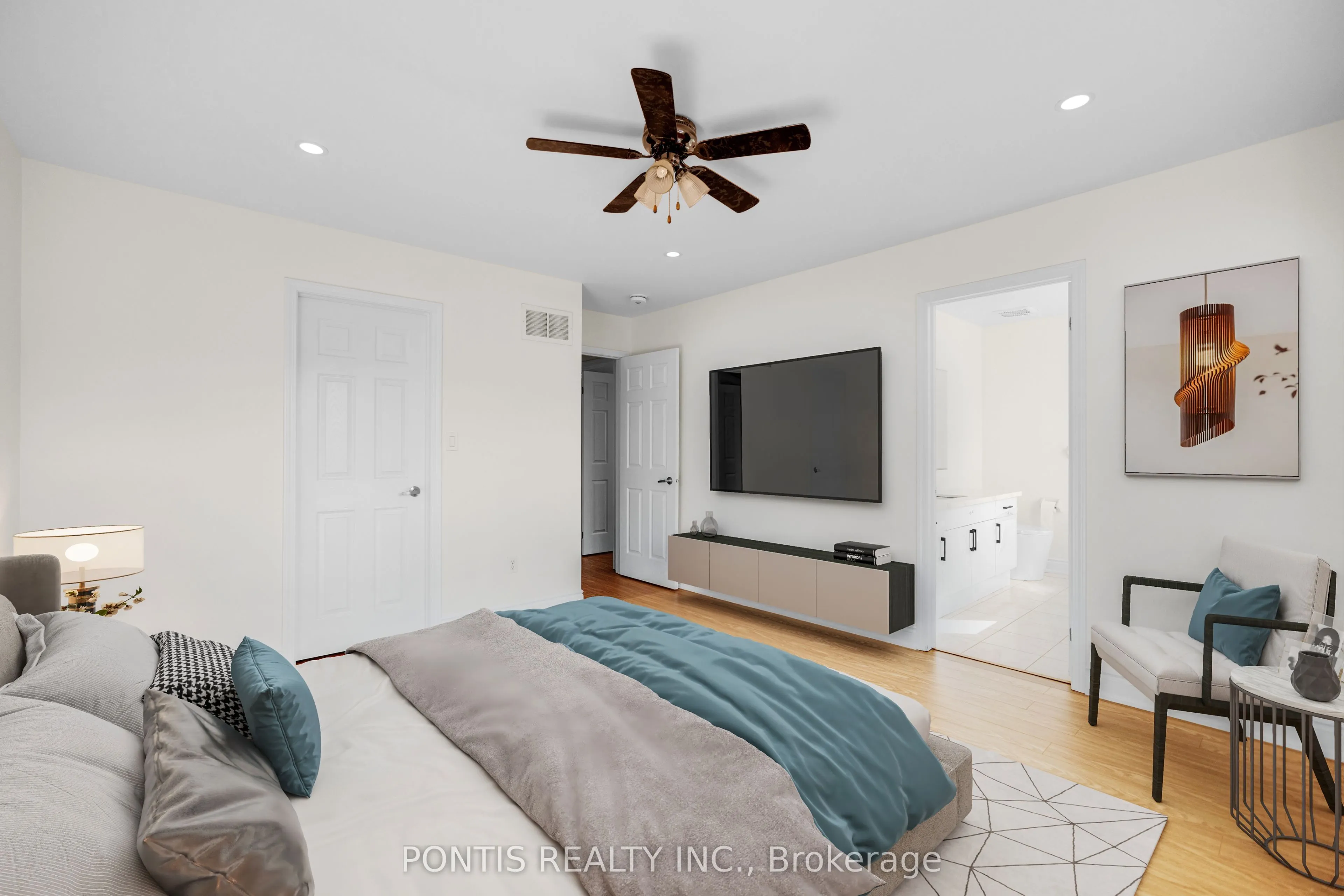 6 DULVERTON Drive, #Main