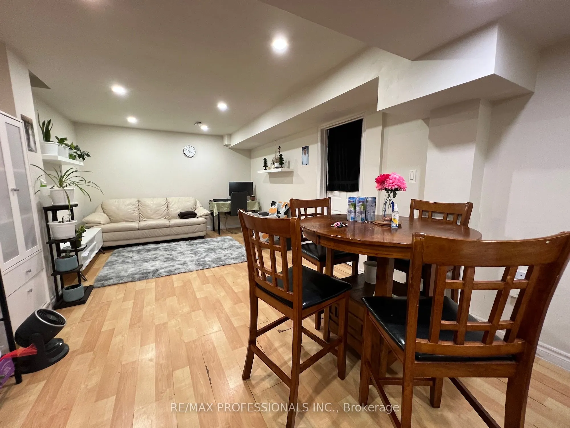 3895 Henrietta Way, #Unit B2