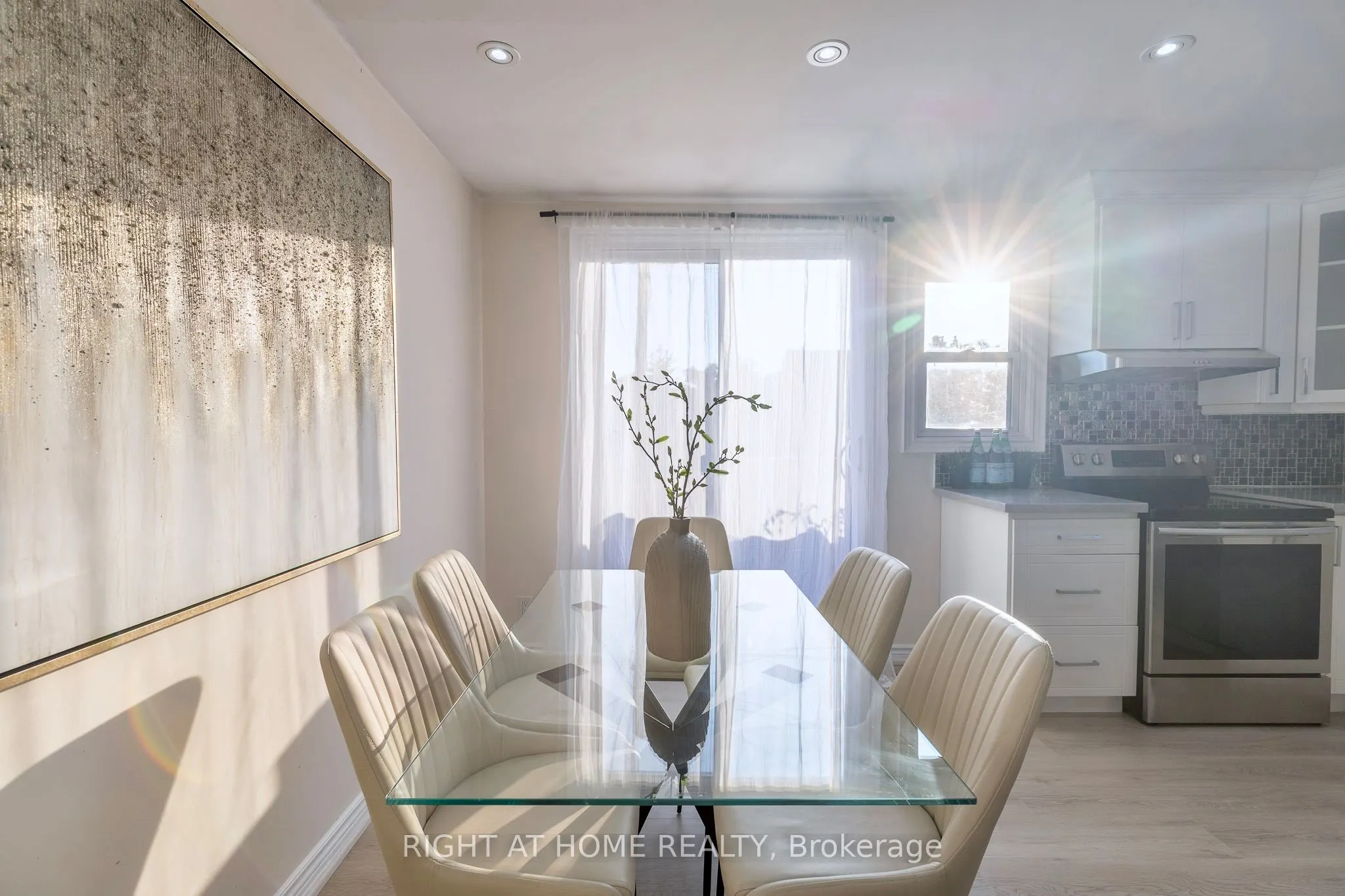 266 Earlscourt Avenue
