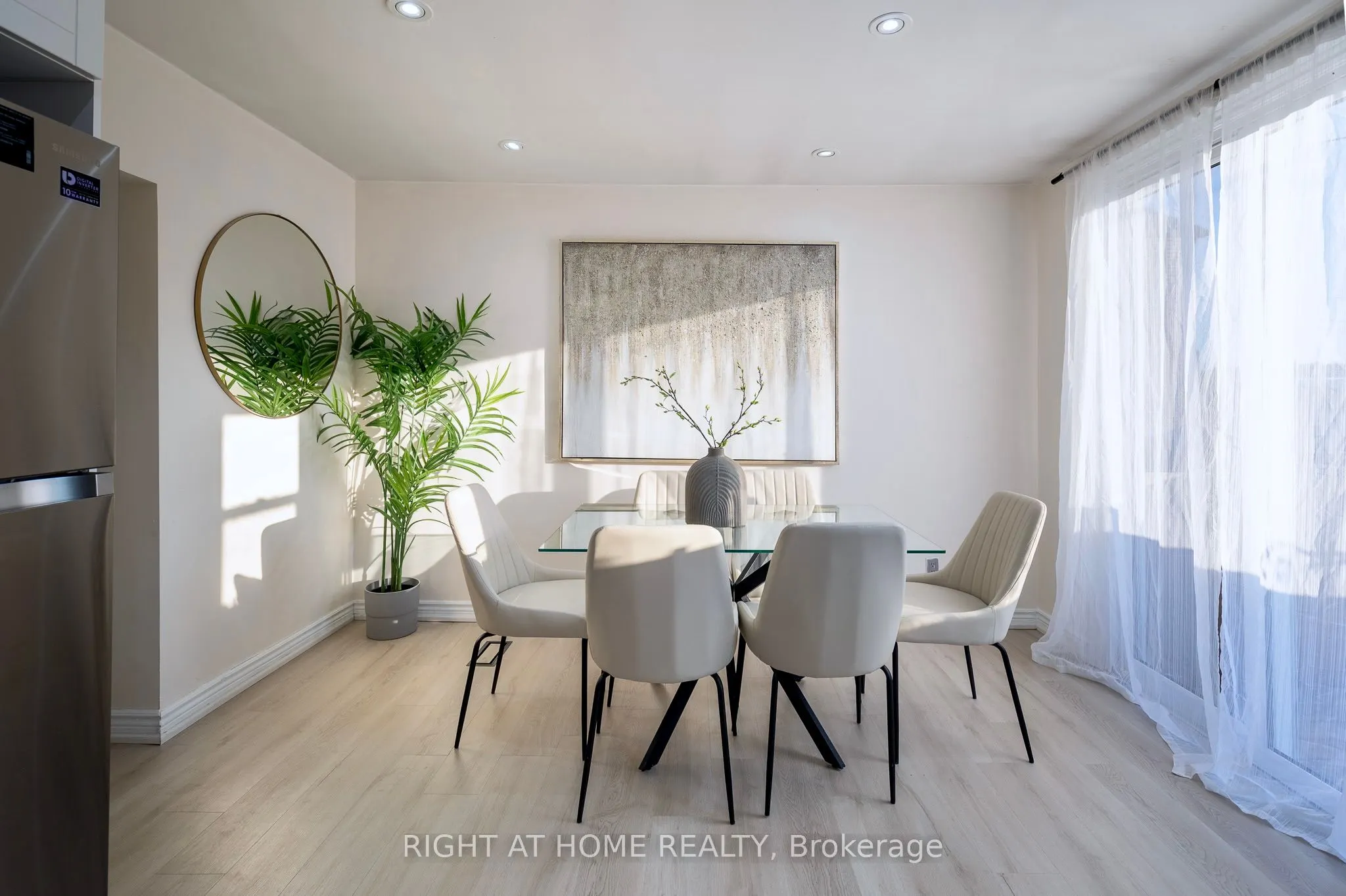 266 Earlscourt Avenue