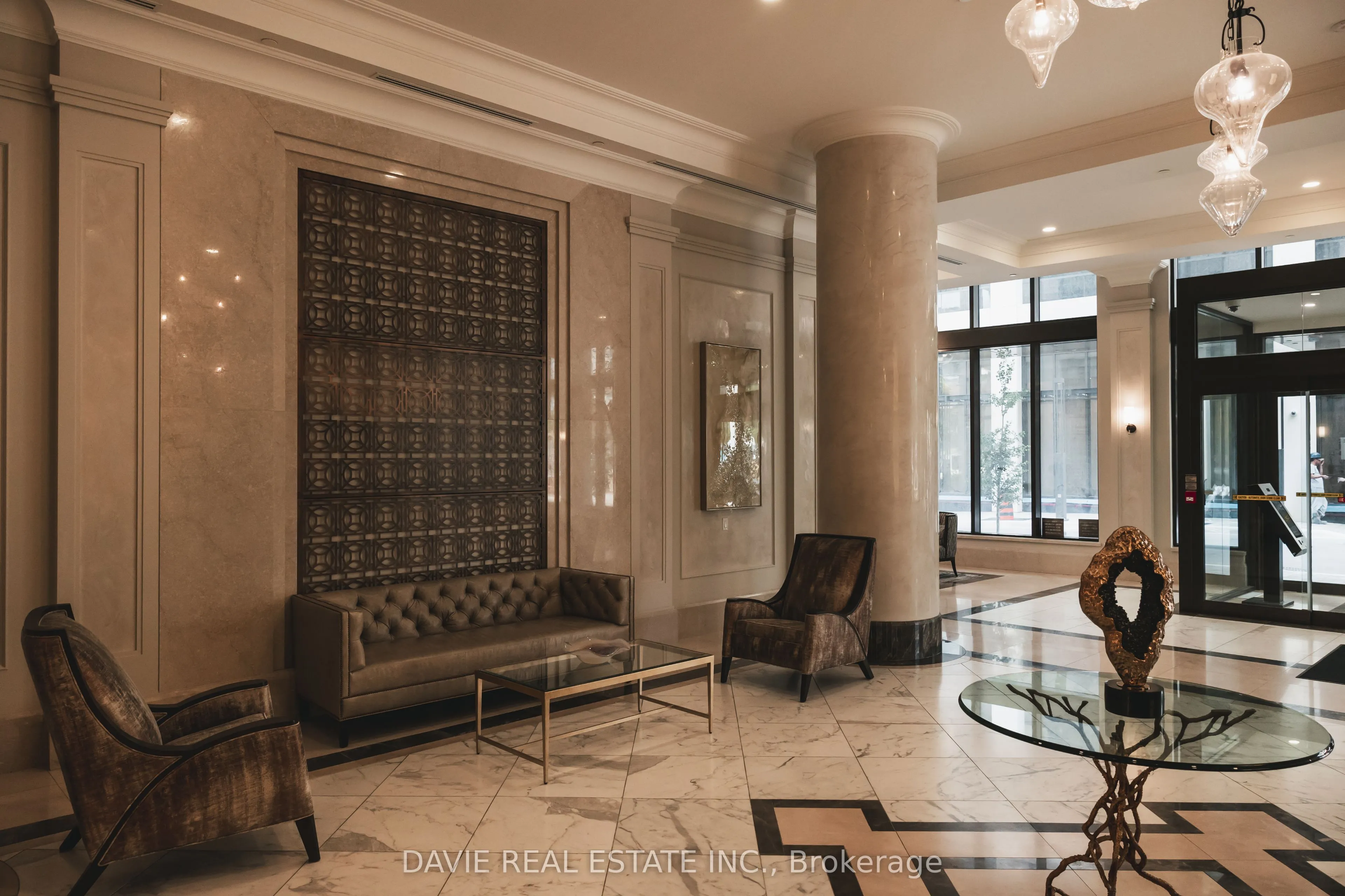 36 Elm Drive W, #3507