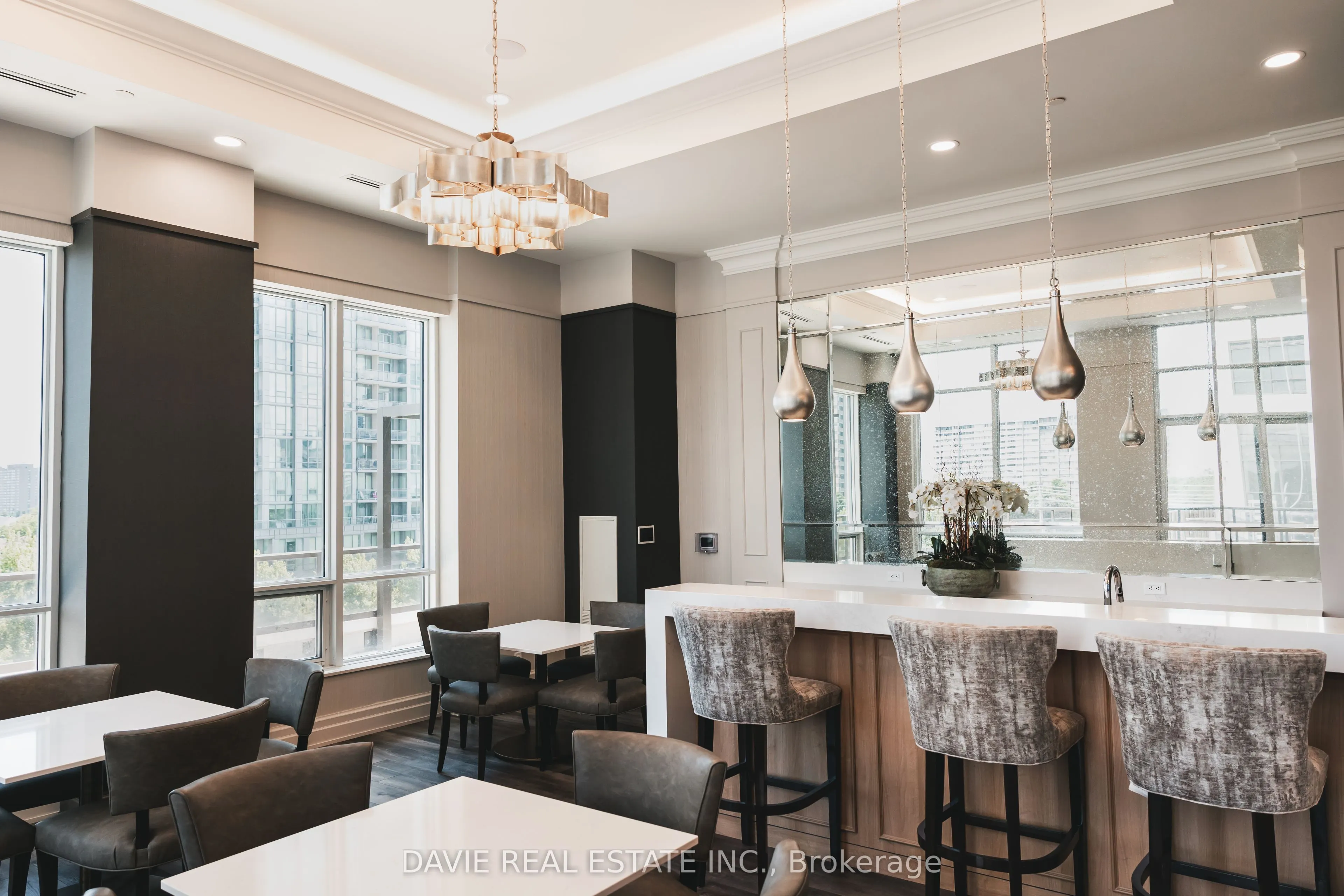 36 Elm Drive W, #3507