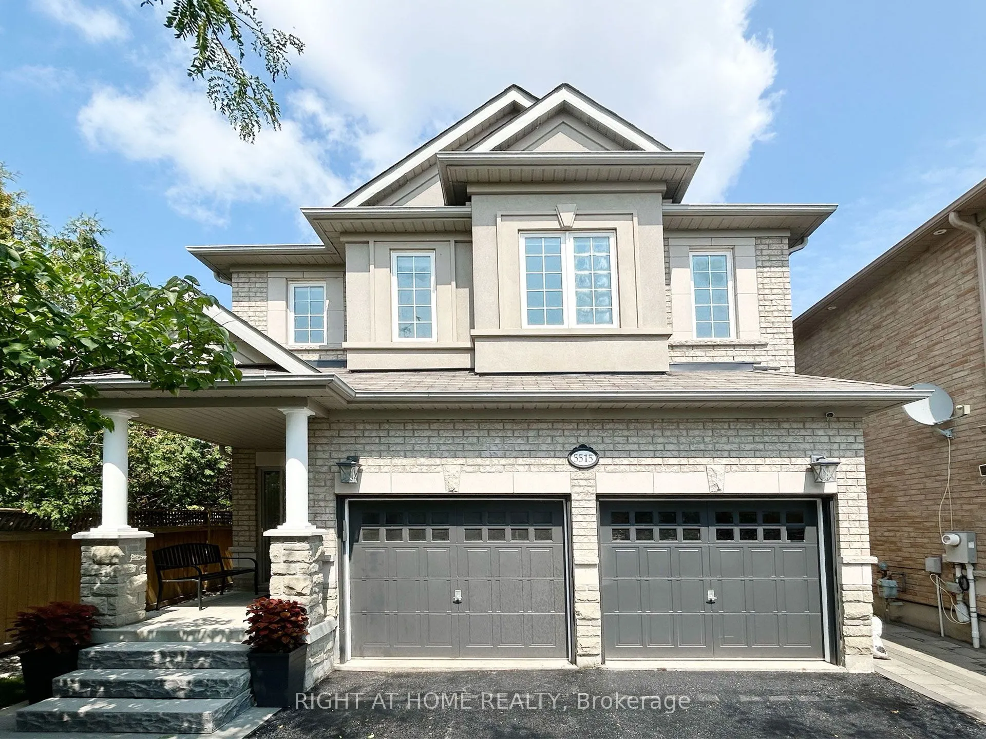 5515 Doctor Peddle Crescent