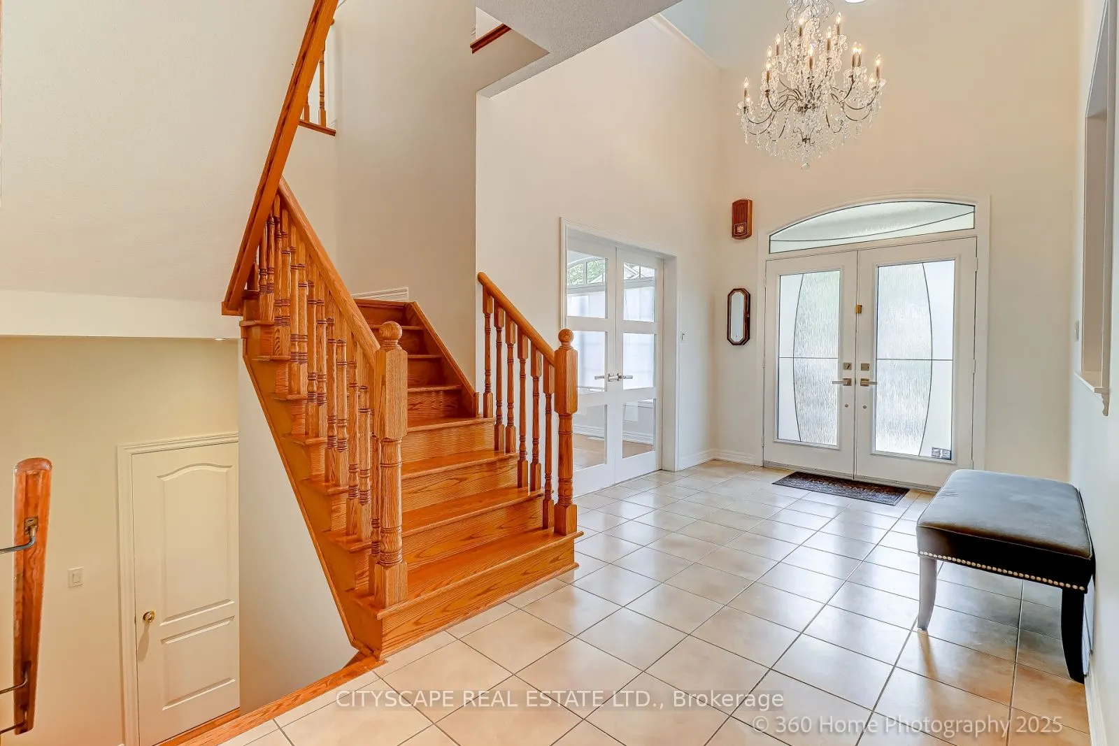 4 Hellyer Avenue