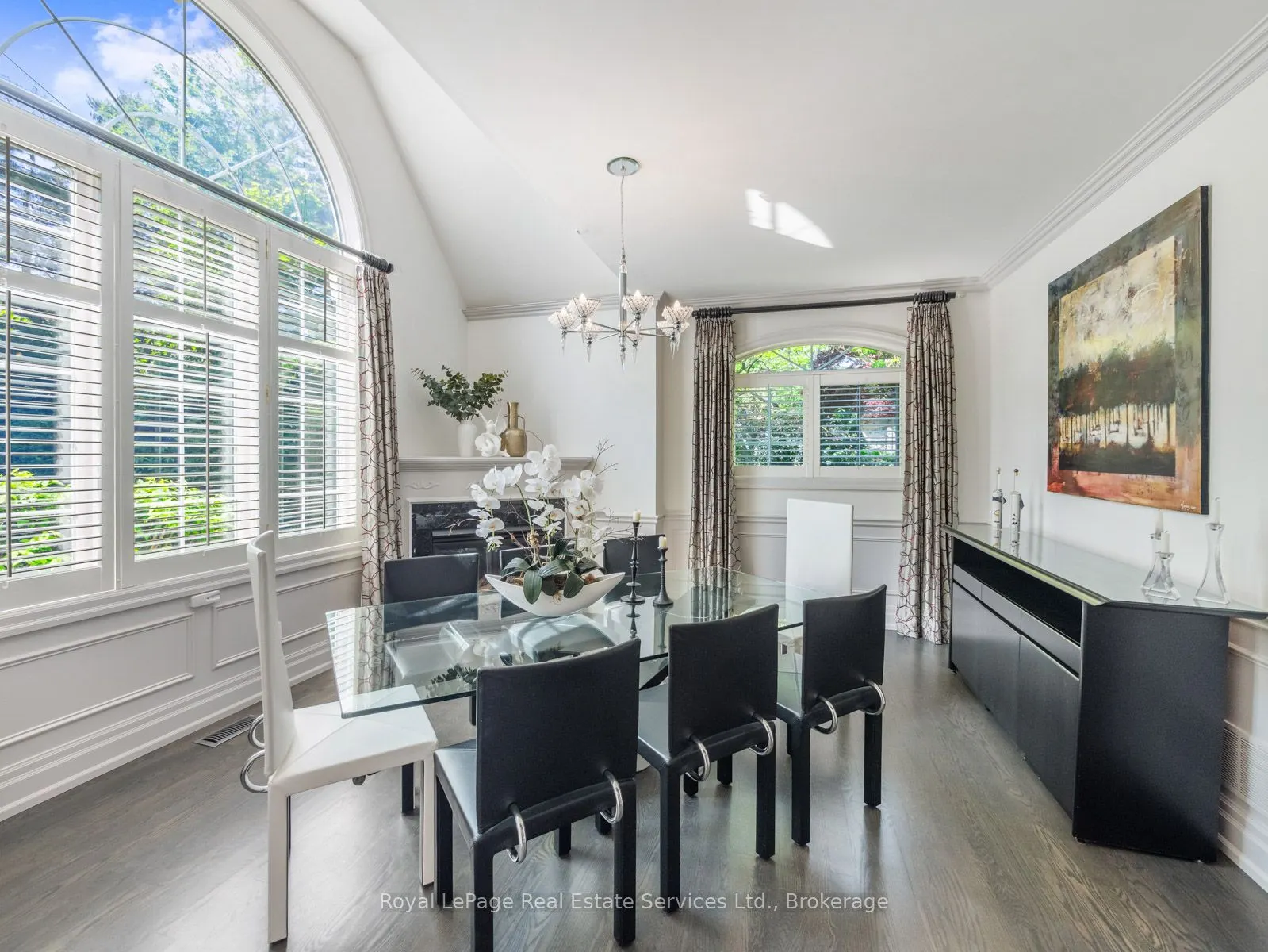 235 LAKEWOOD Drive