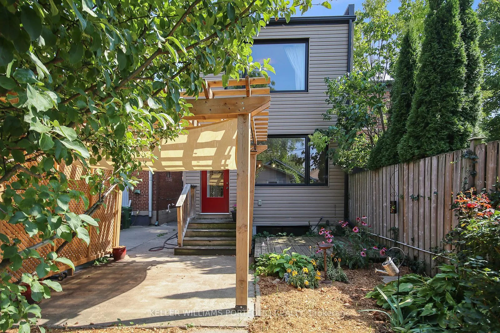 376 St Johns Road