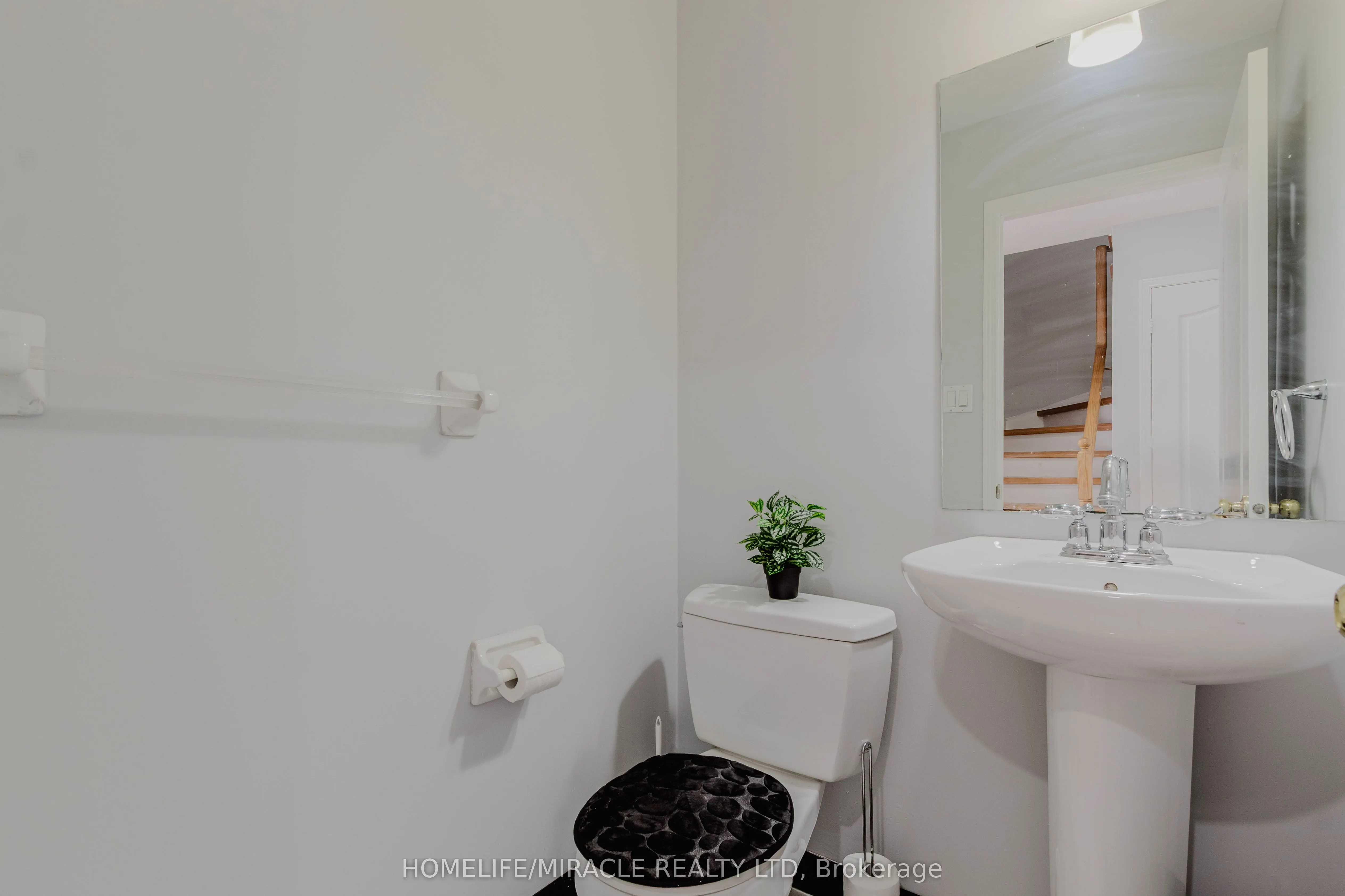 27 Silver Egret Road