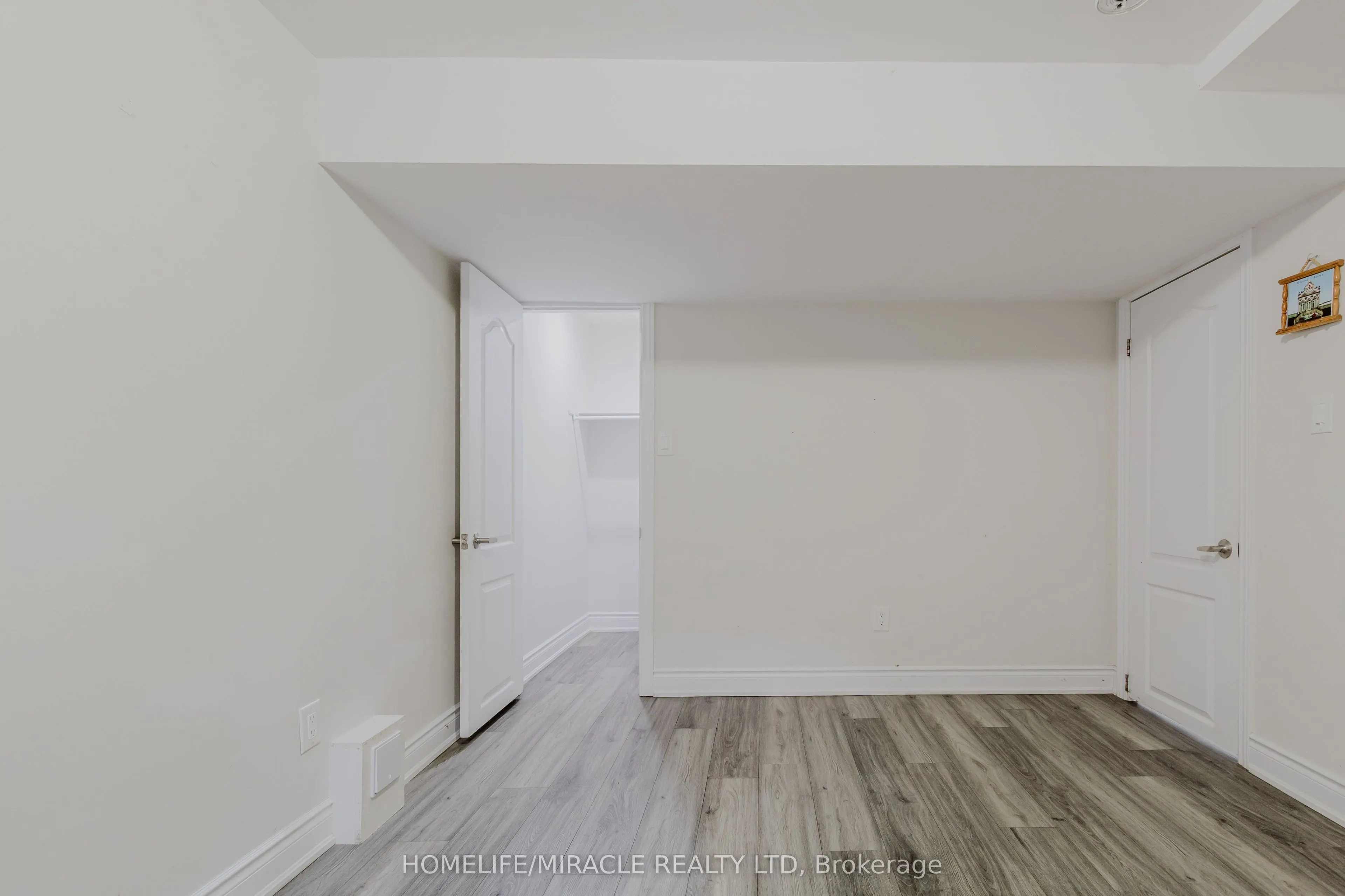 27 Silver Egret Road
