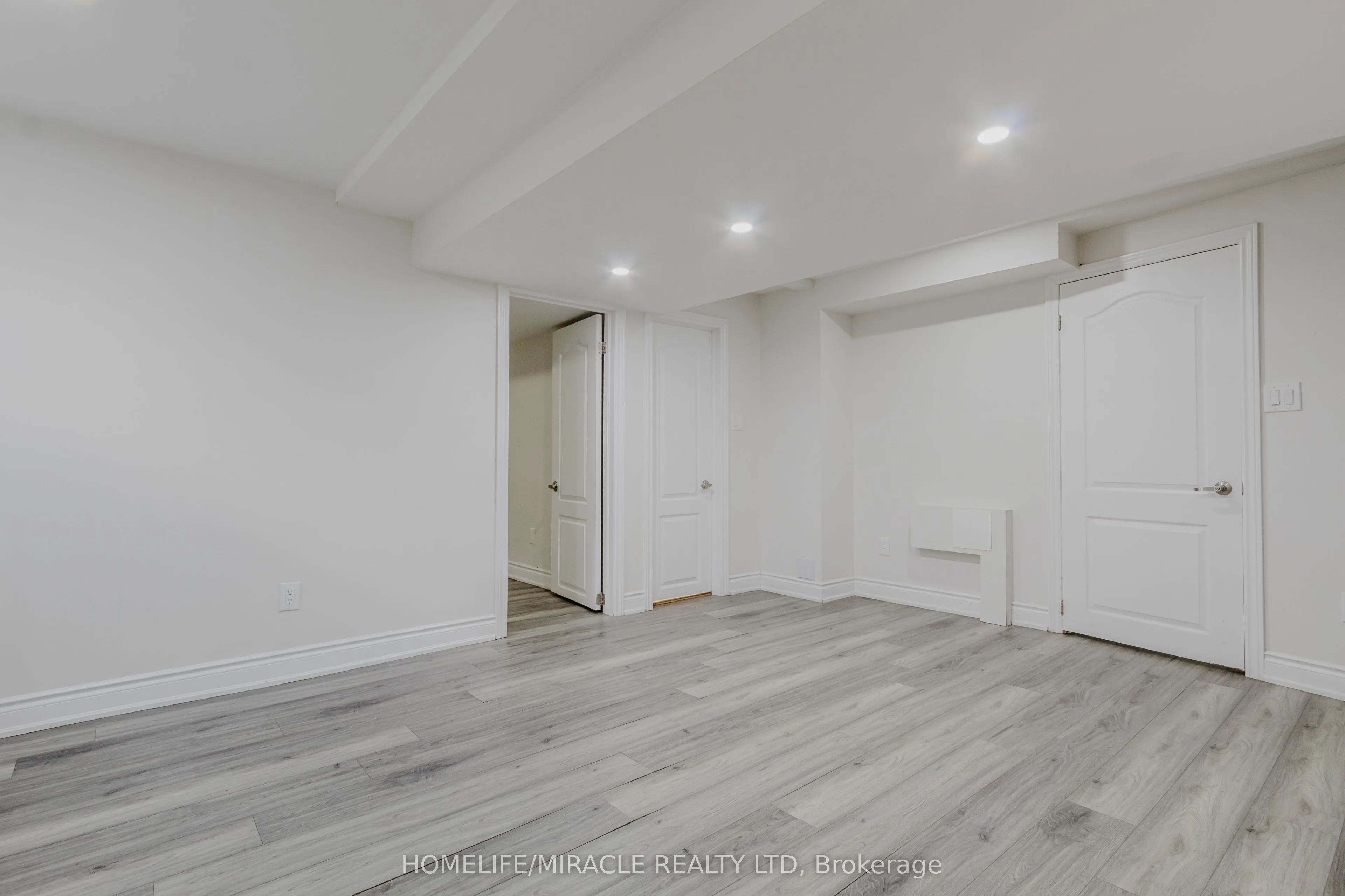 27 Silver Egret Road
