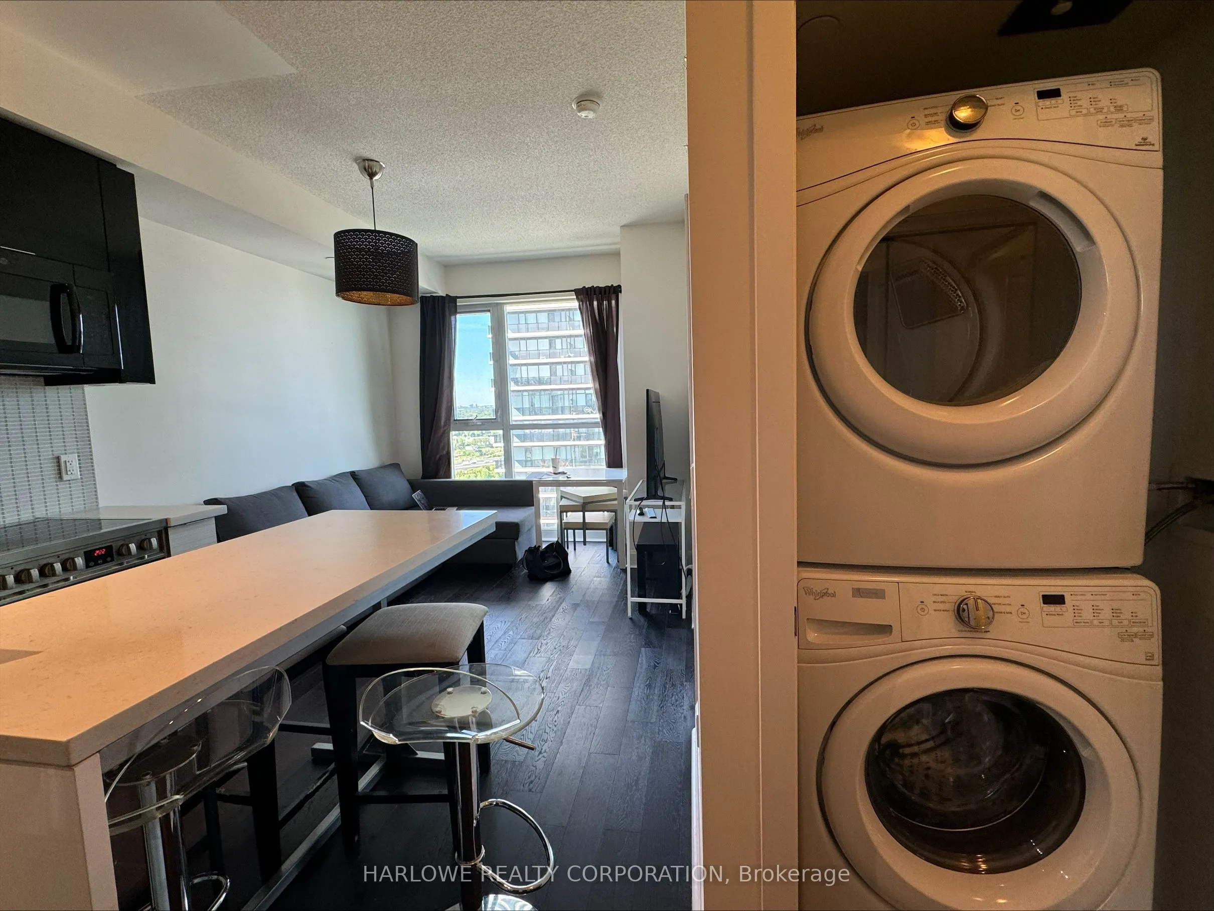 33 Shore Breeze Drive, #2006