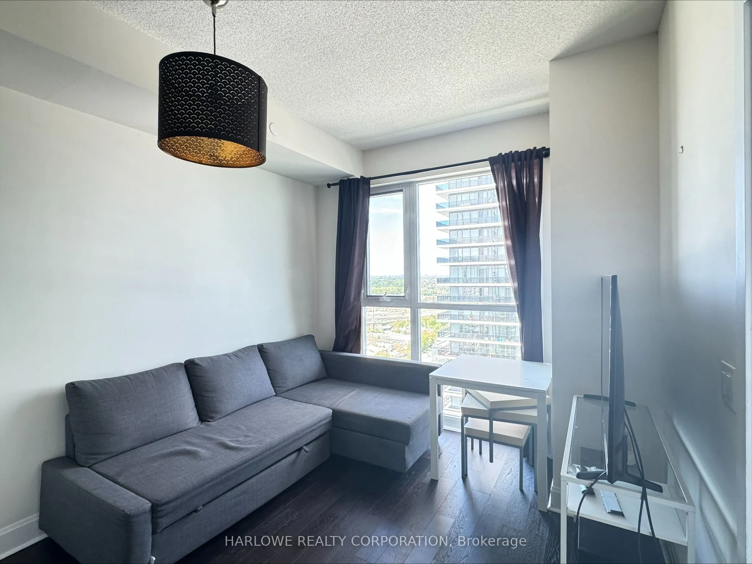 33 Shore Breeze Drive, #2006