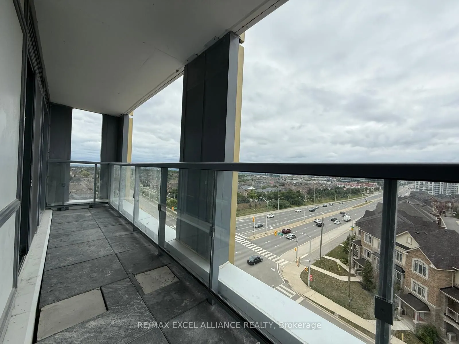 1005 Dundas Street E, #815