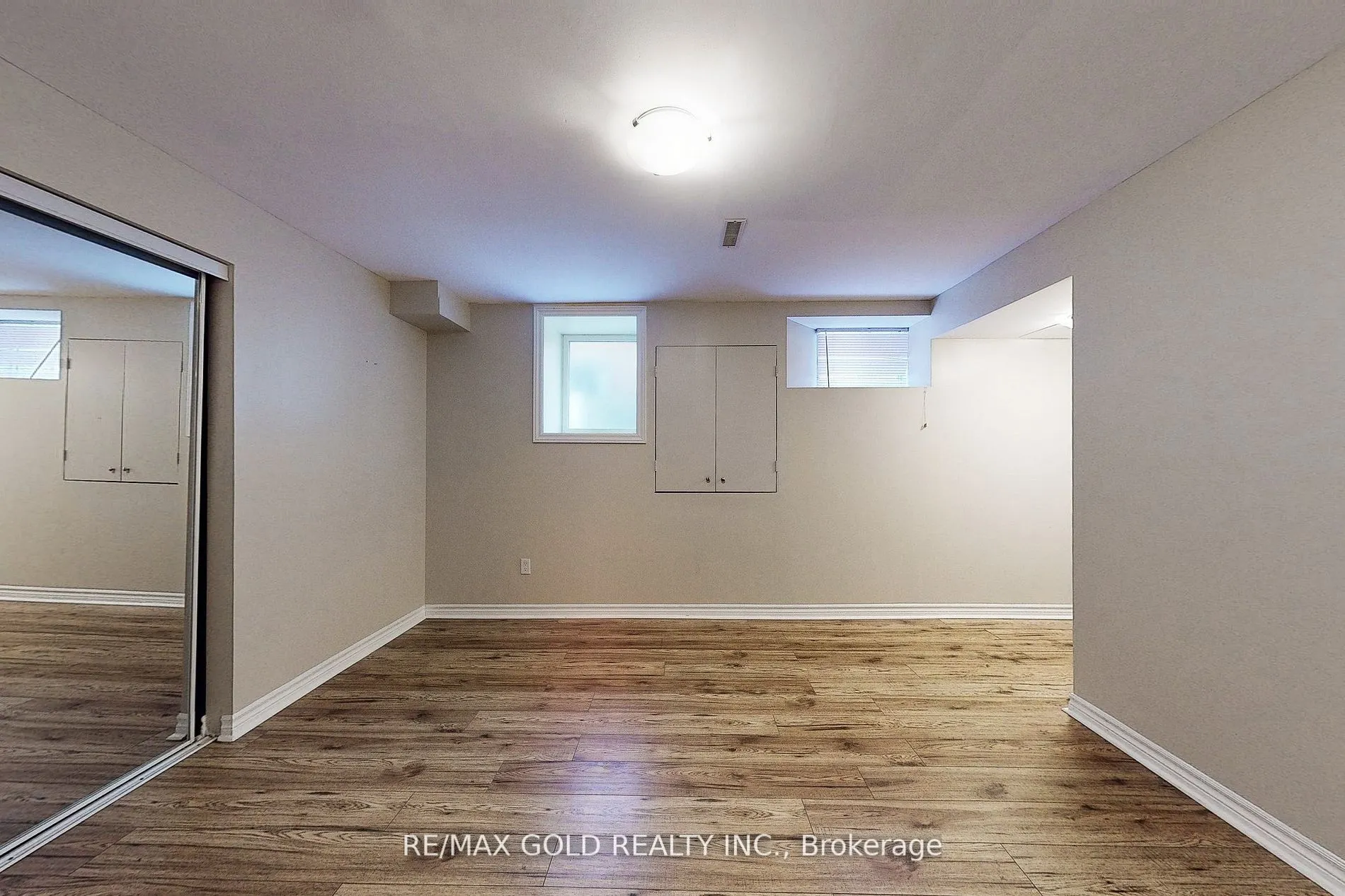 301 Peregrine Way, #(Basement)