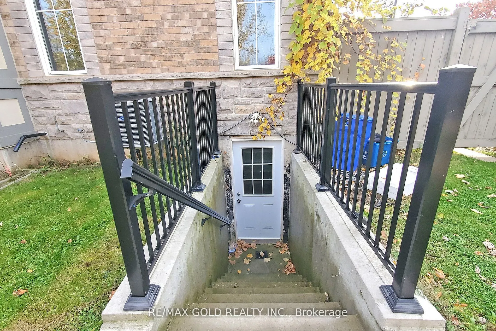 301 Peregrine Way, #(Basement)