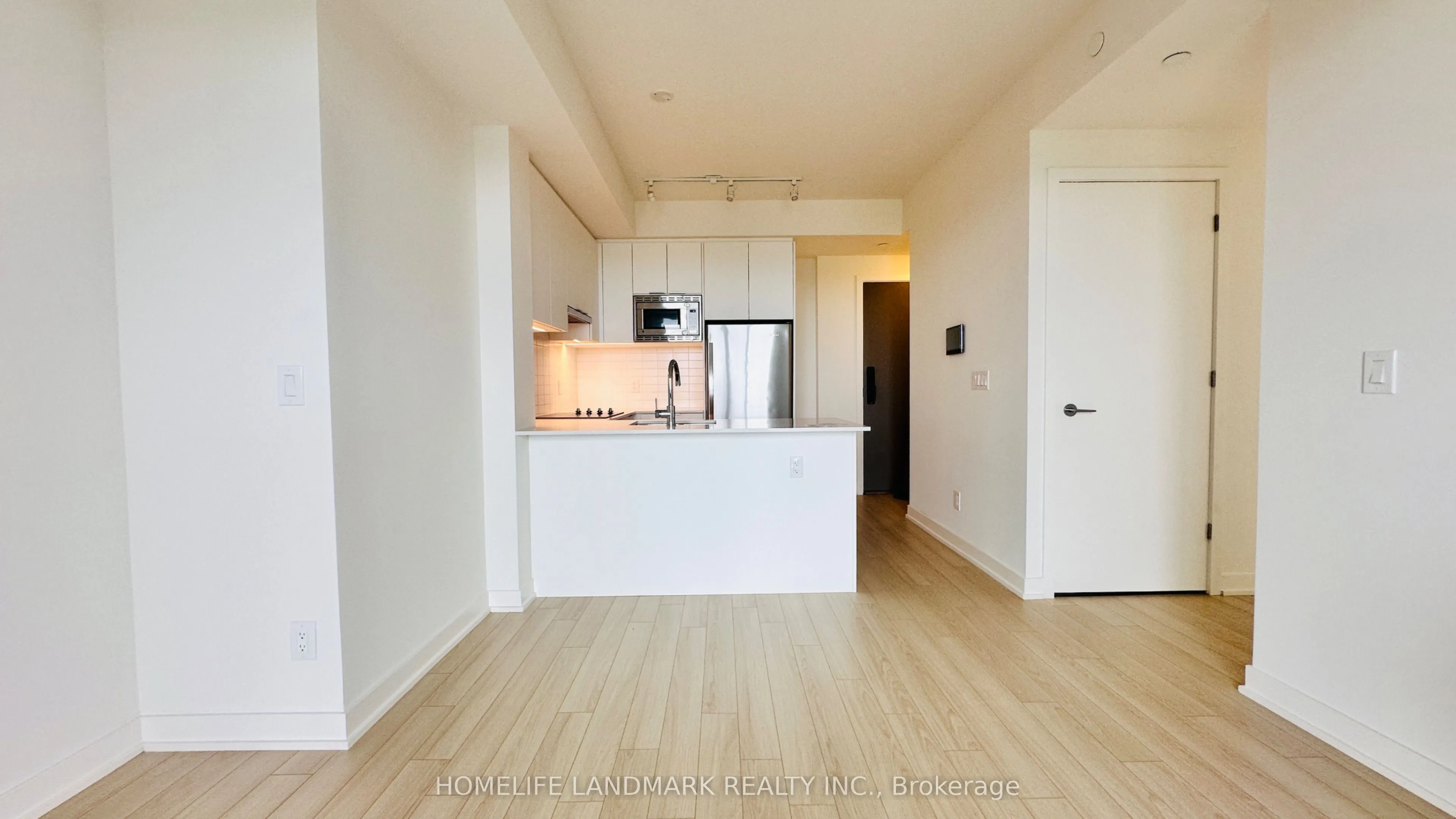 3079 Trafalgar Road, #509