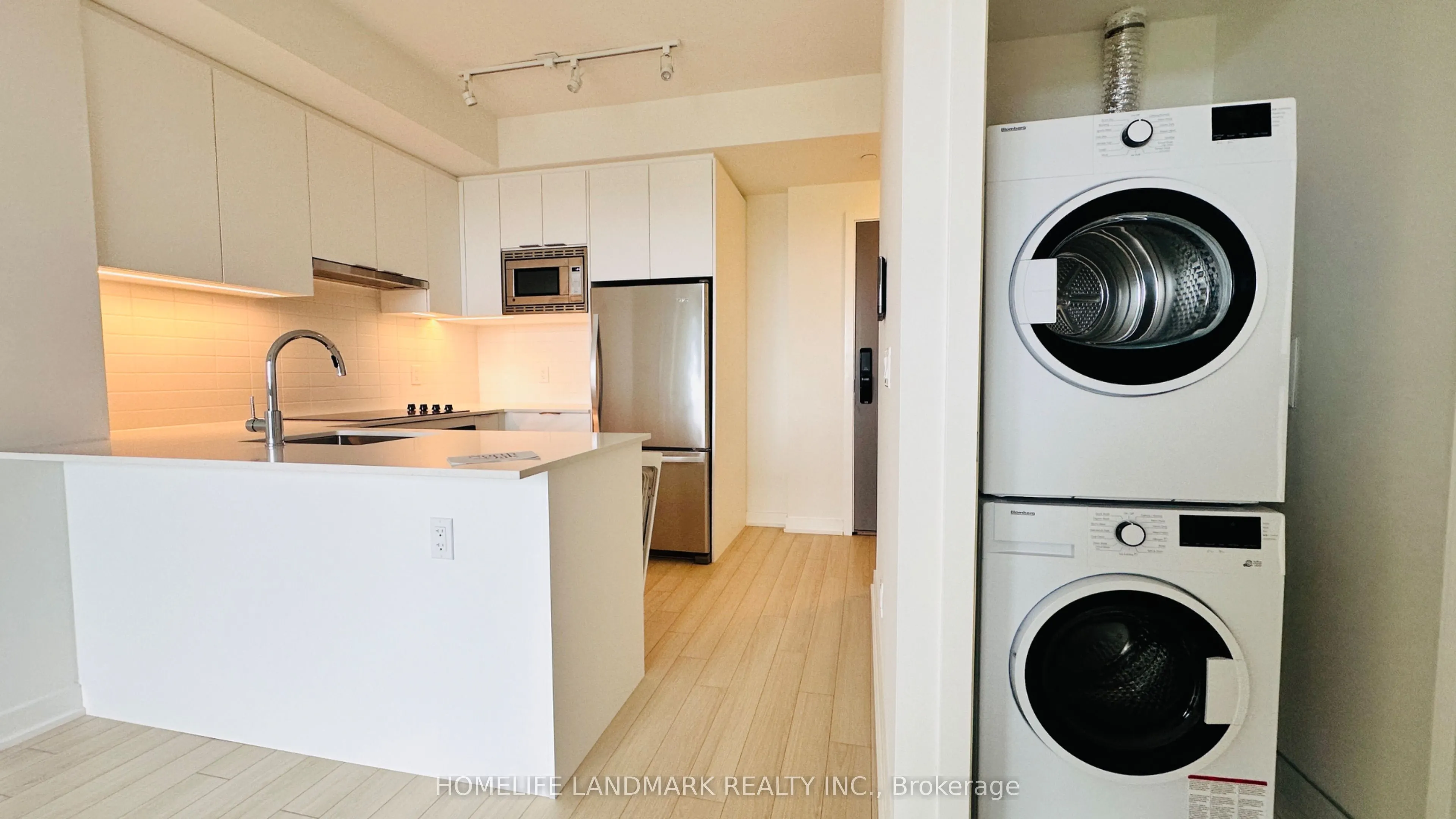 3079 Trafalgar Road, #509