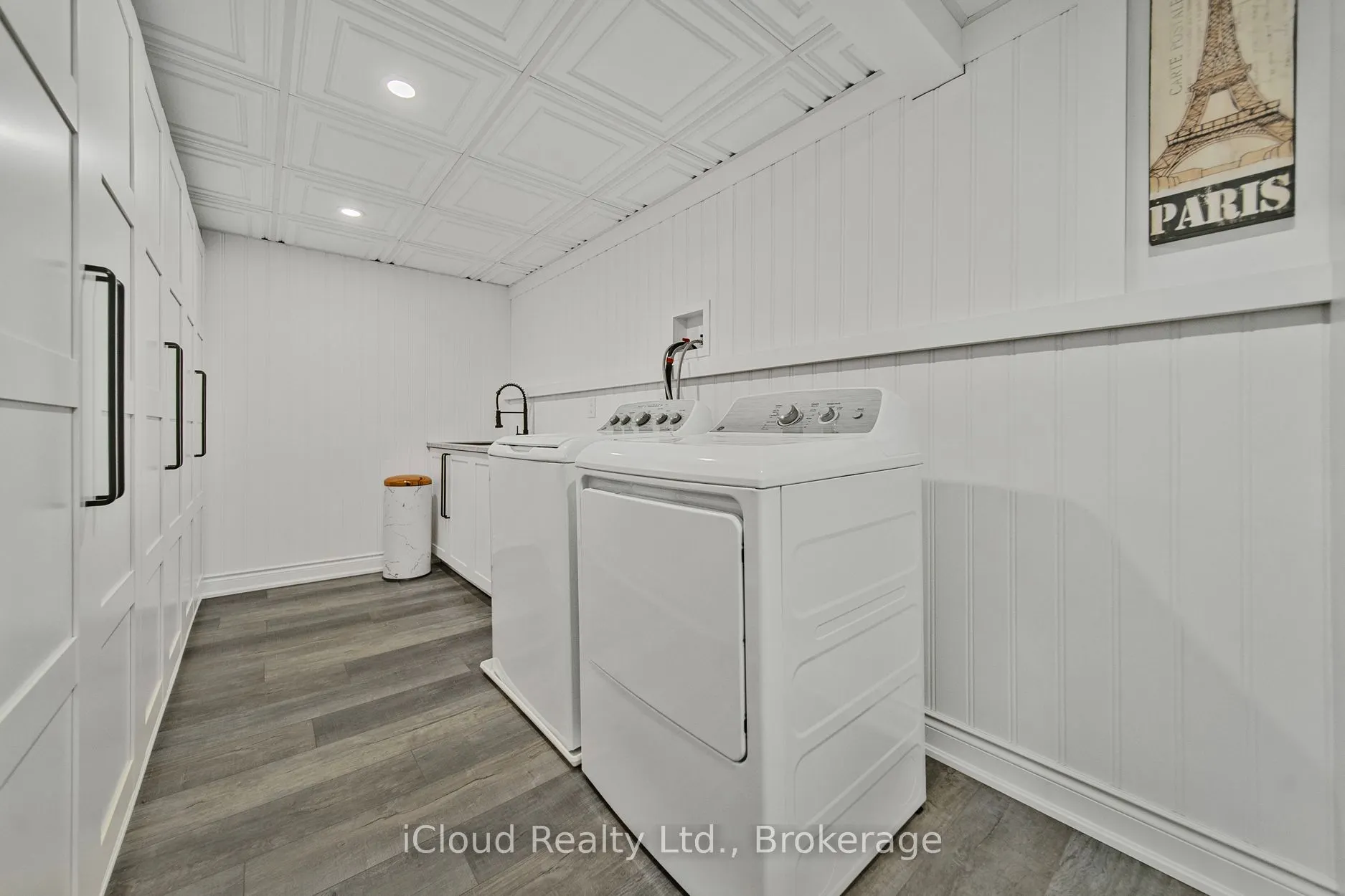 49 Westview Crescent