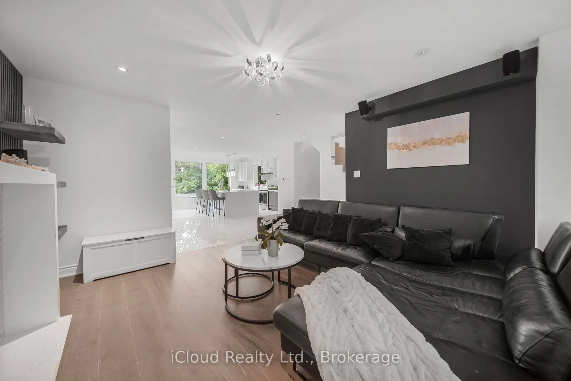 49 Westview Crescent