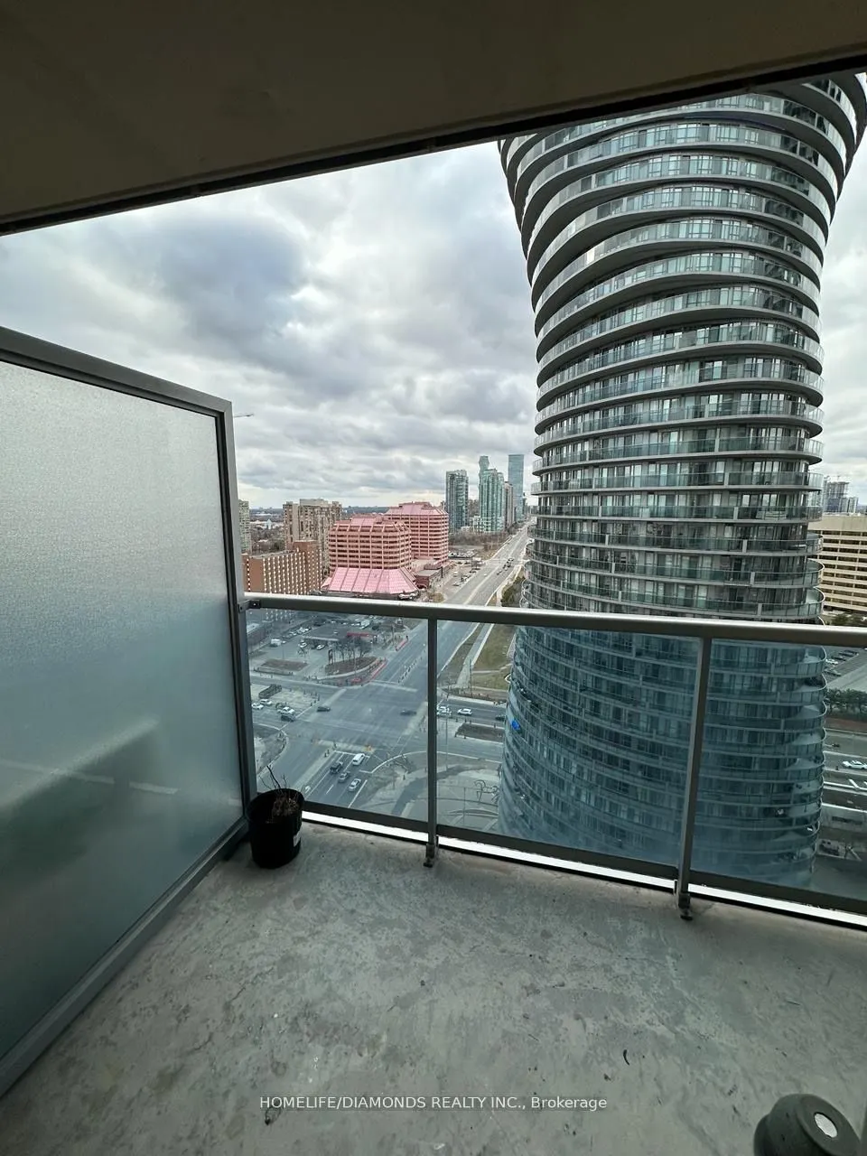 70 ABSOLUTE Avenue, #2208