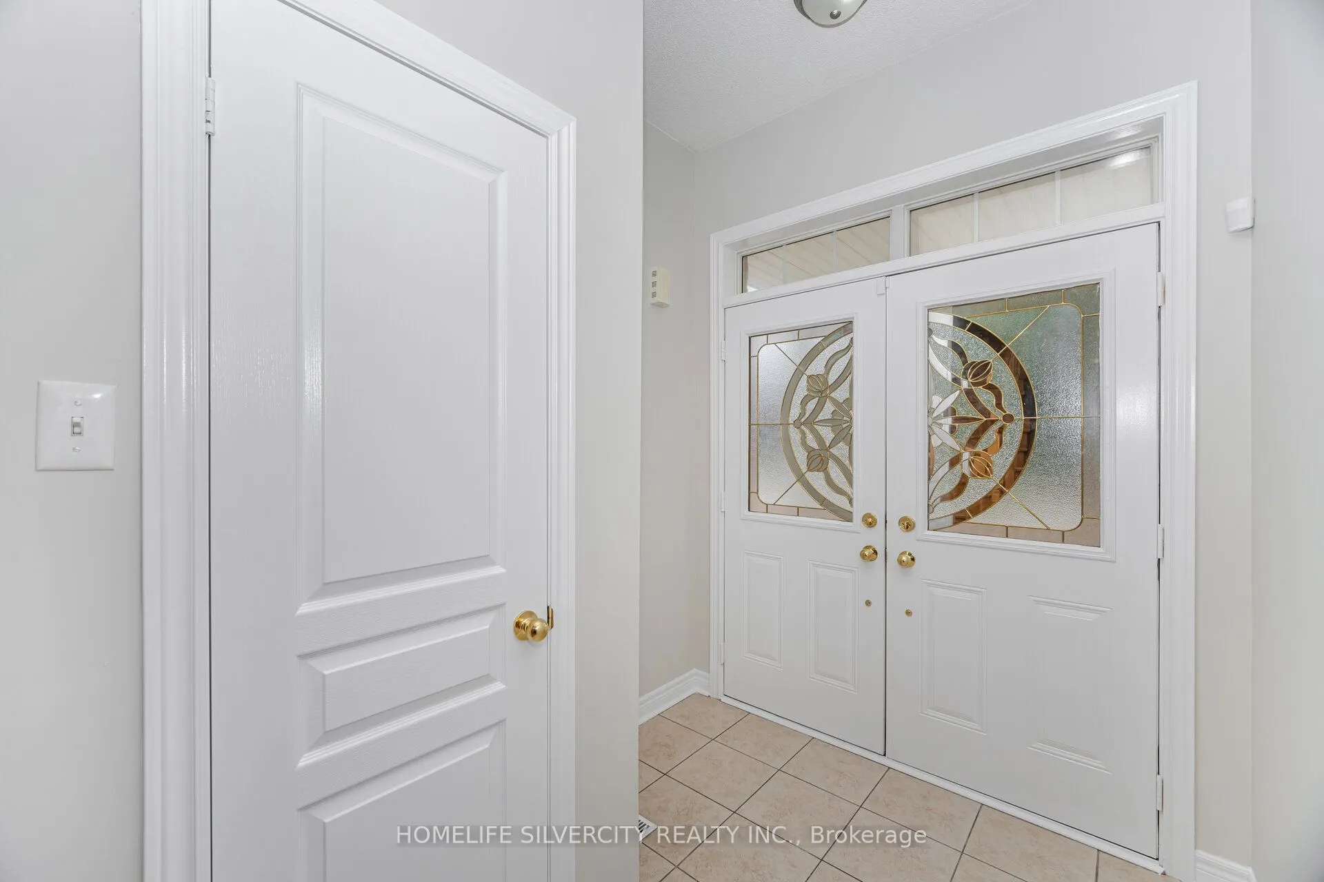 105 Aylesbury Drive