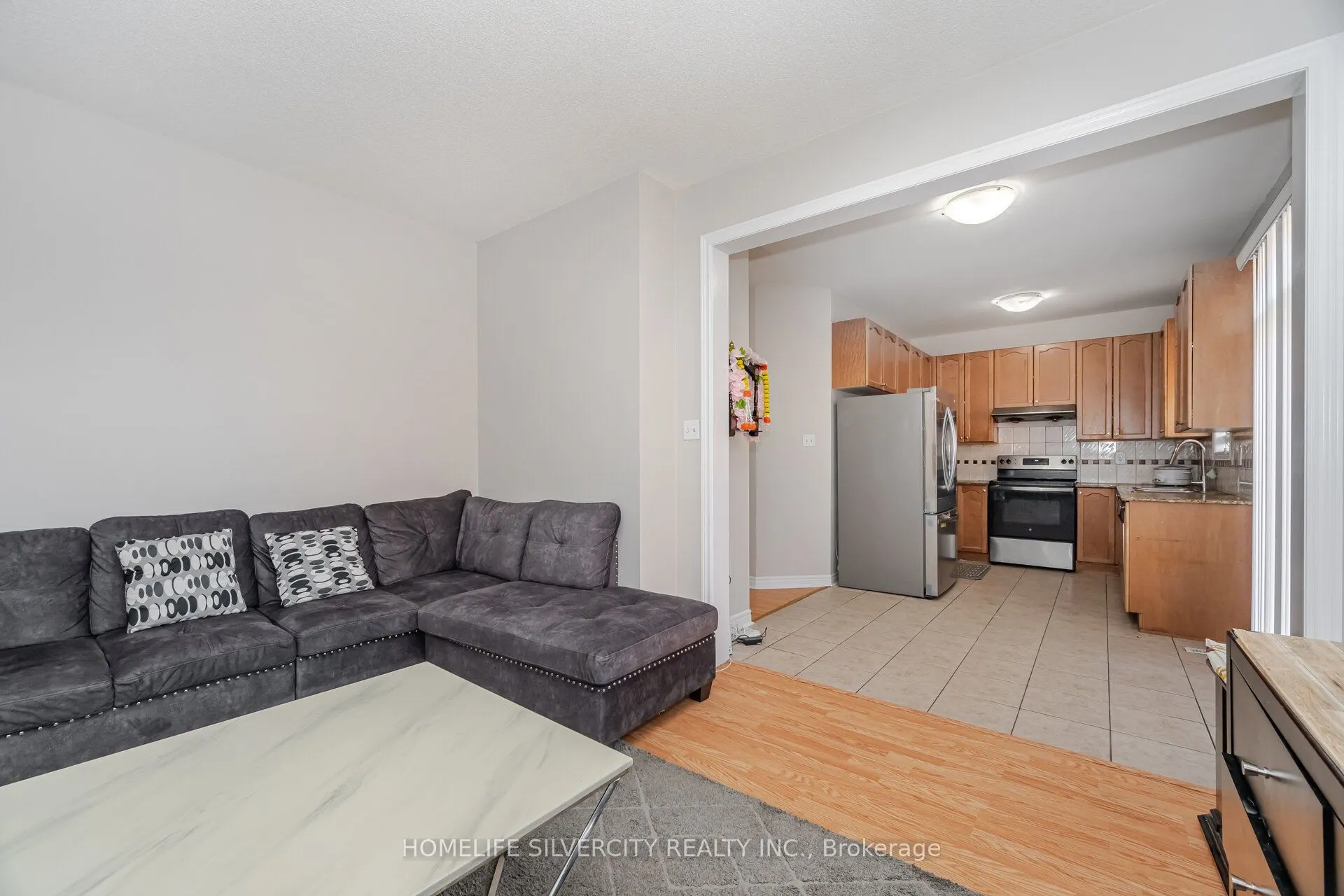 105 Aylesbury Drive