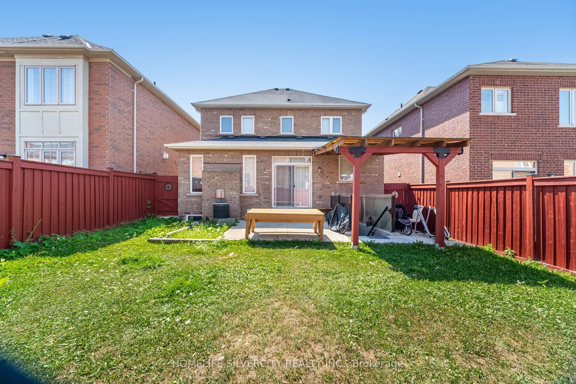 105 Aylesbury Drive