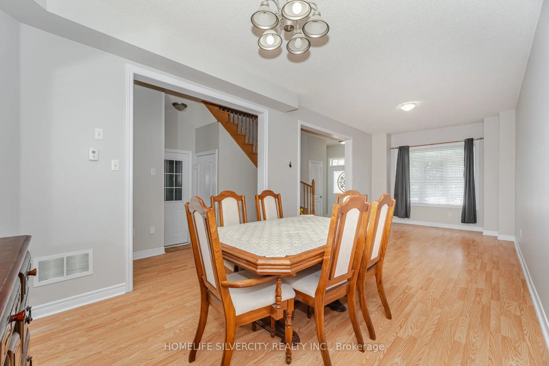 105 Aylesbury Drive