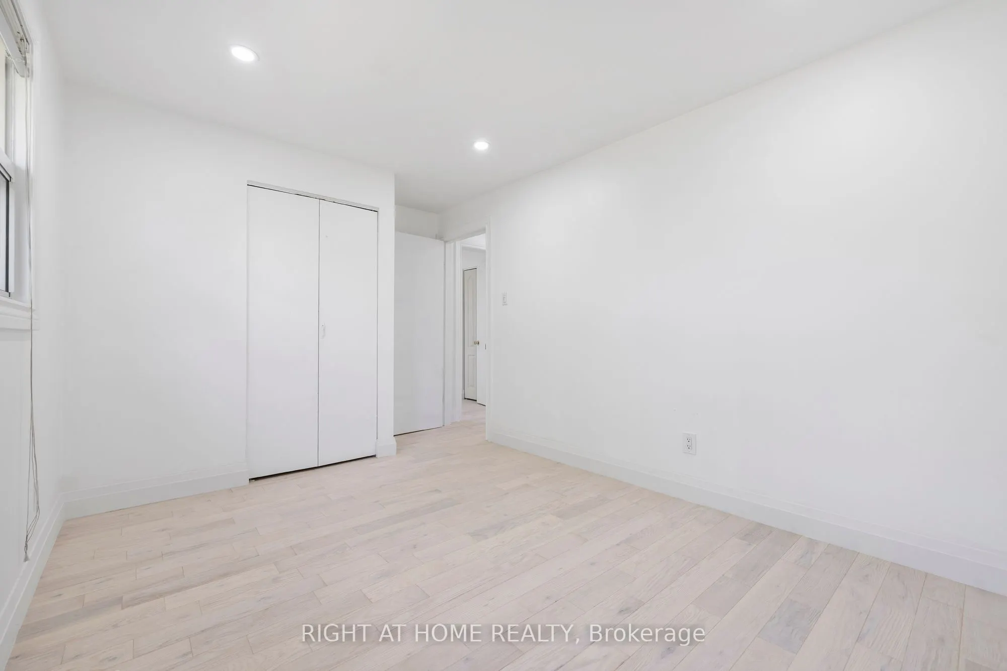 1147 Saturnia Crescent