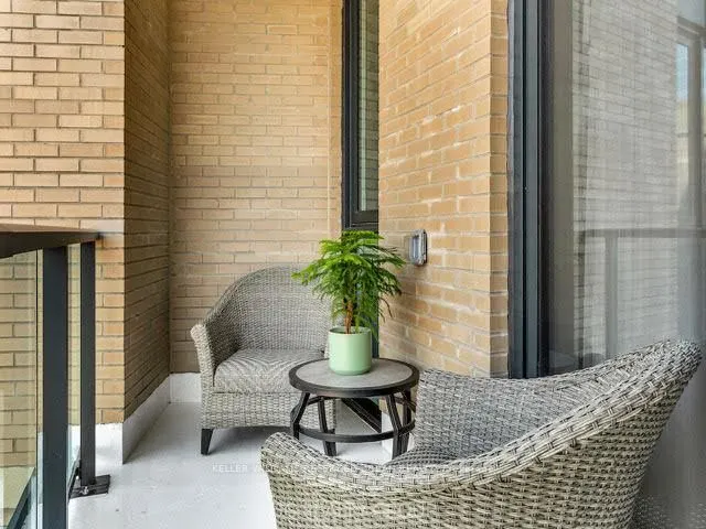 293 The Kingsway, #621