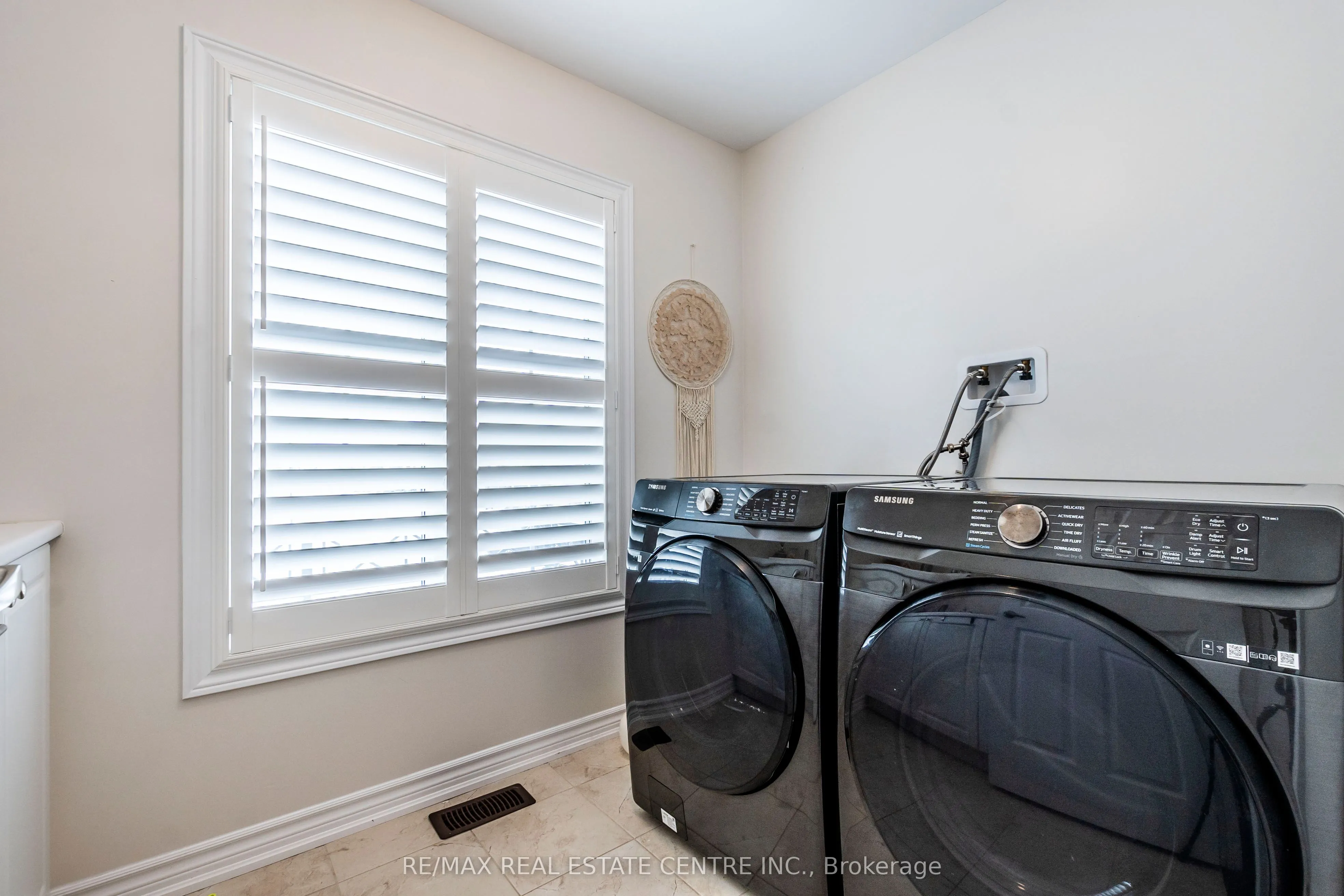 50 Royal Fern Crescent