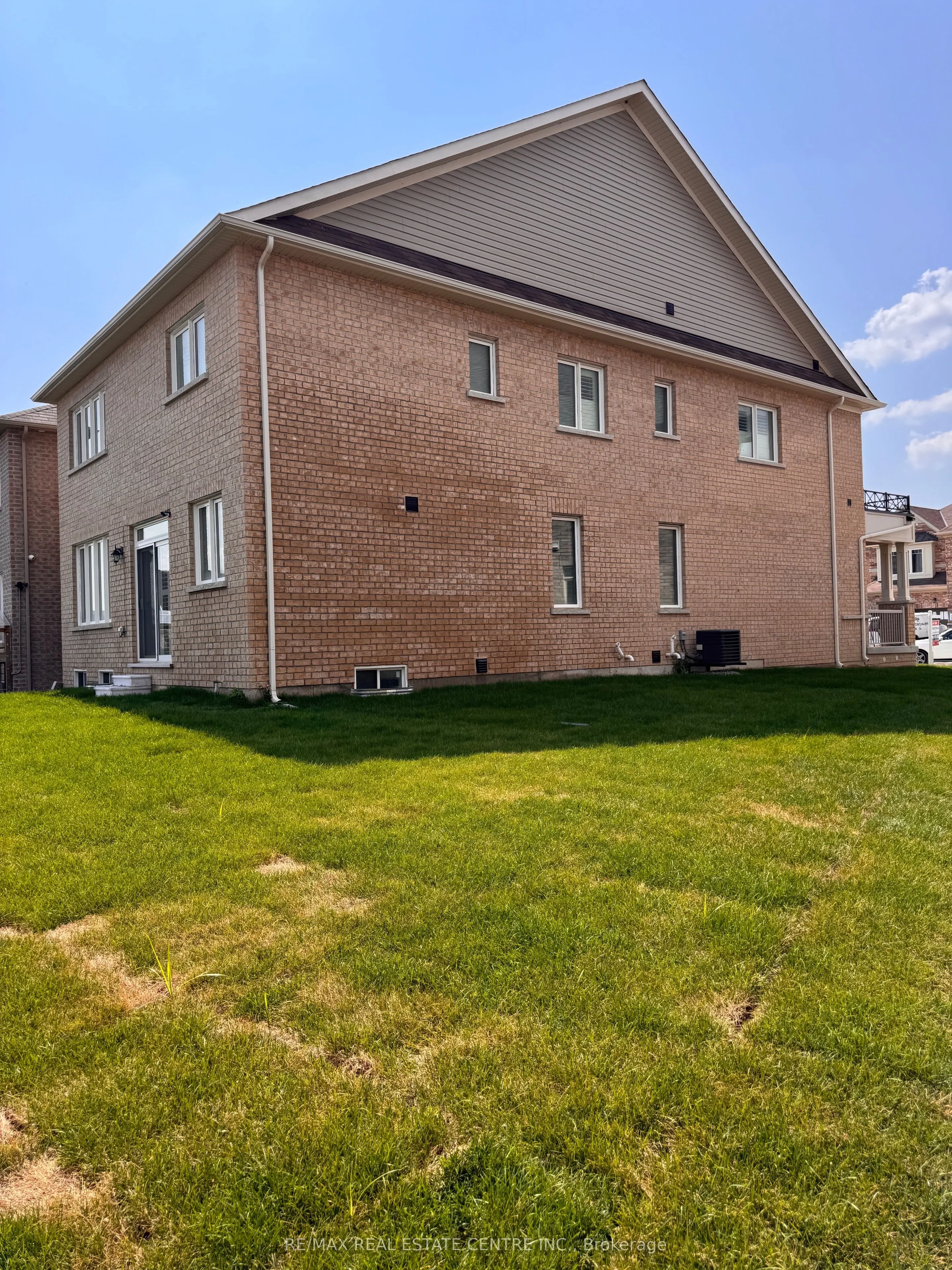 50 Royal Fern Crescent