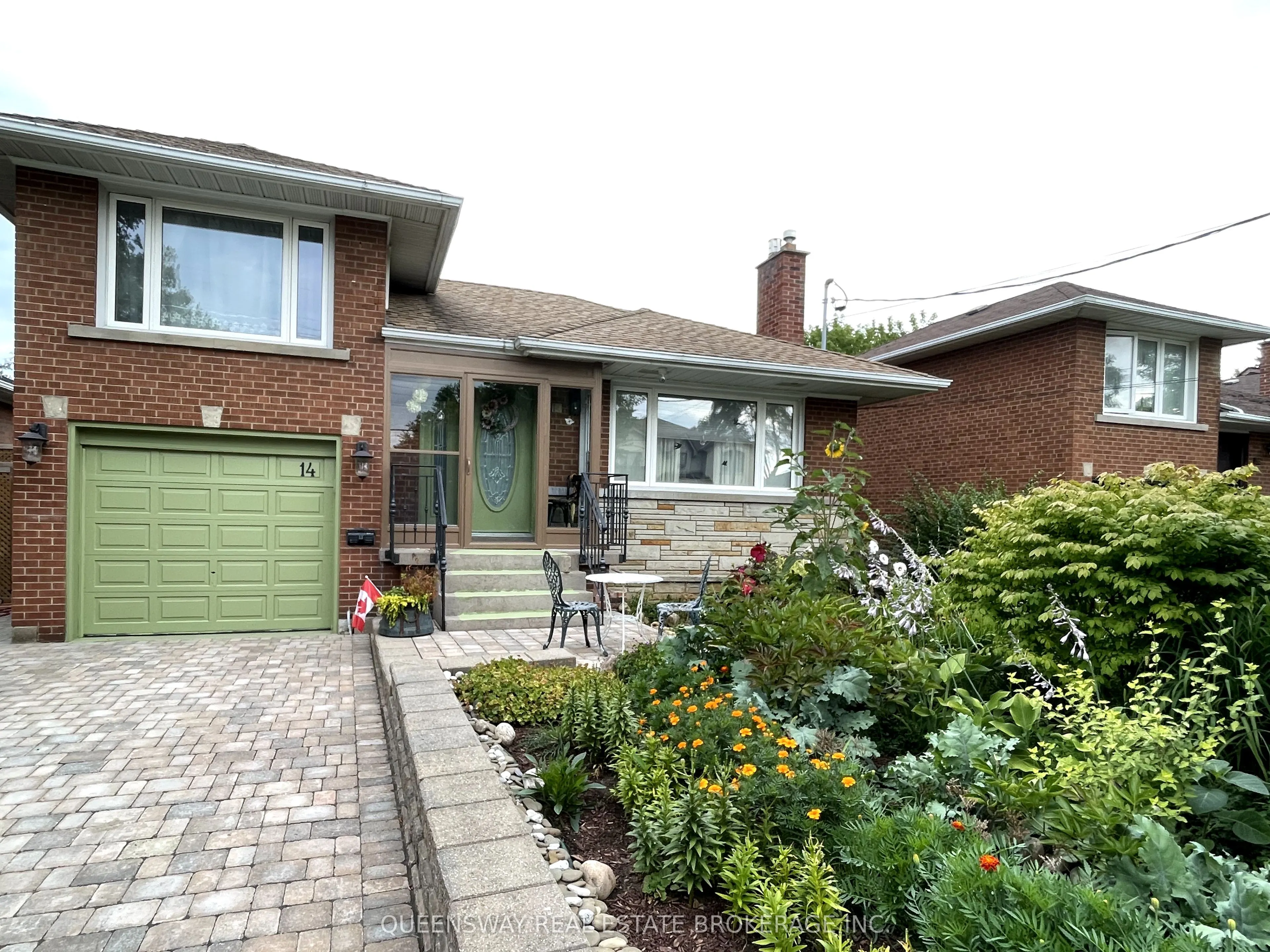 14 Oakfield Drive