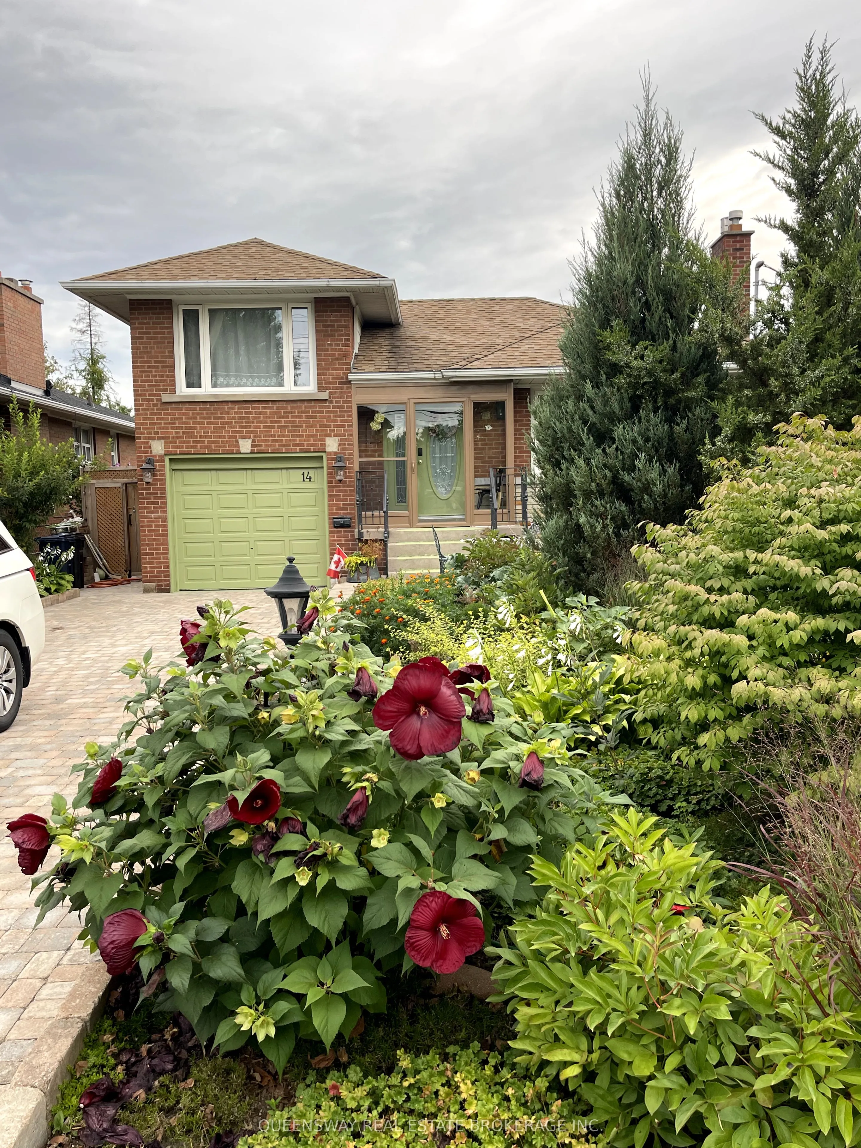 14 Oakfield Drive