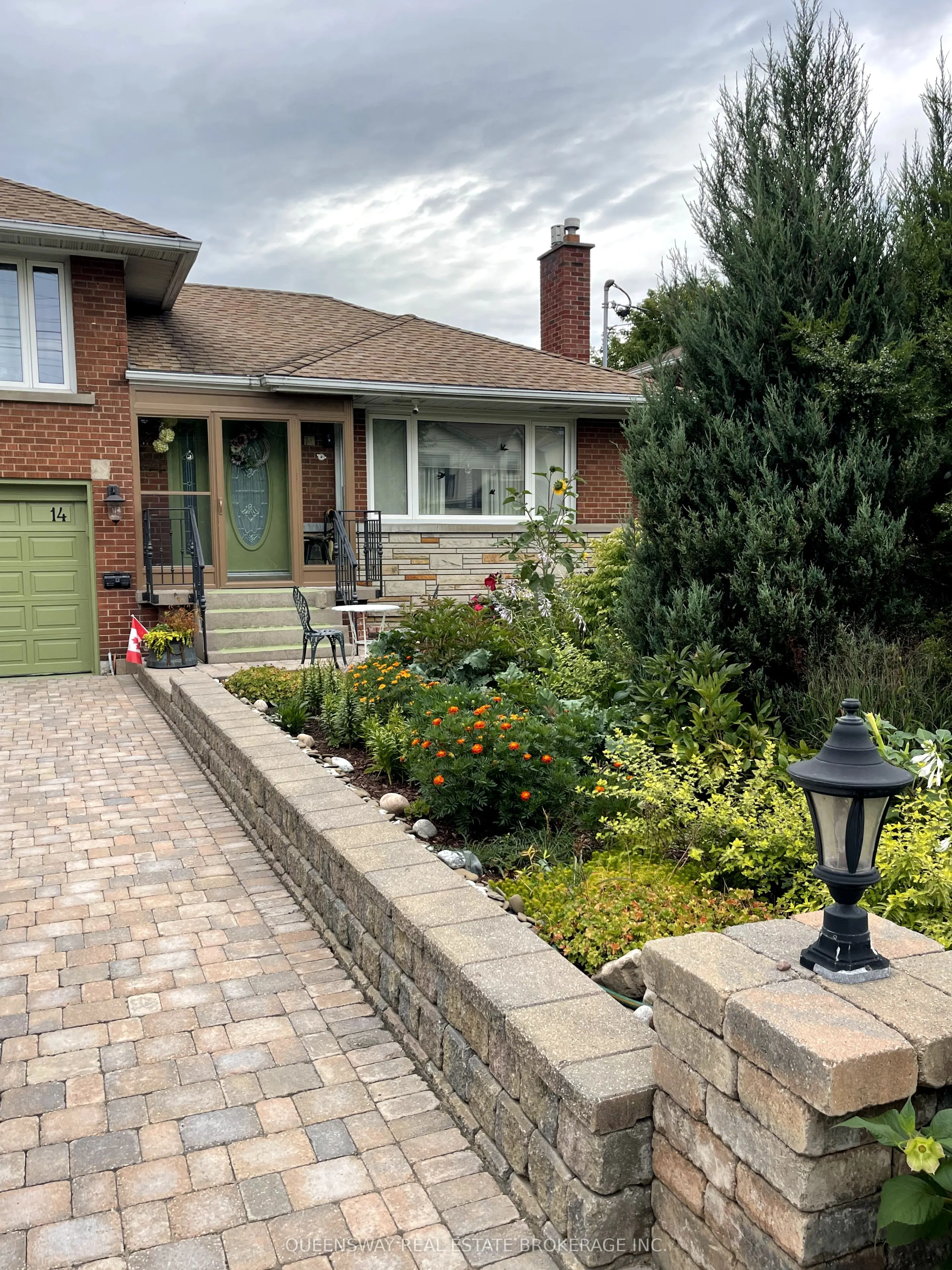 14 Oakfield Drive