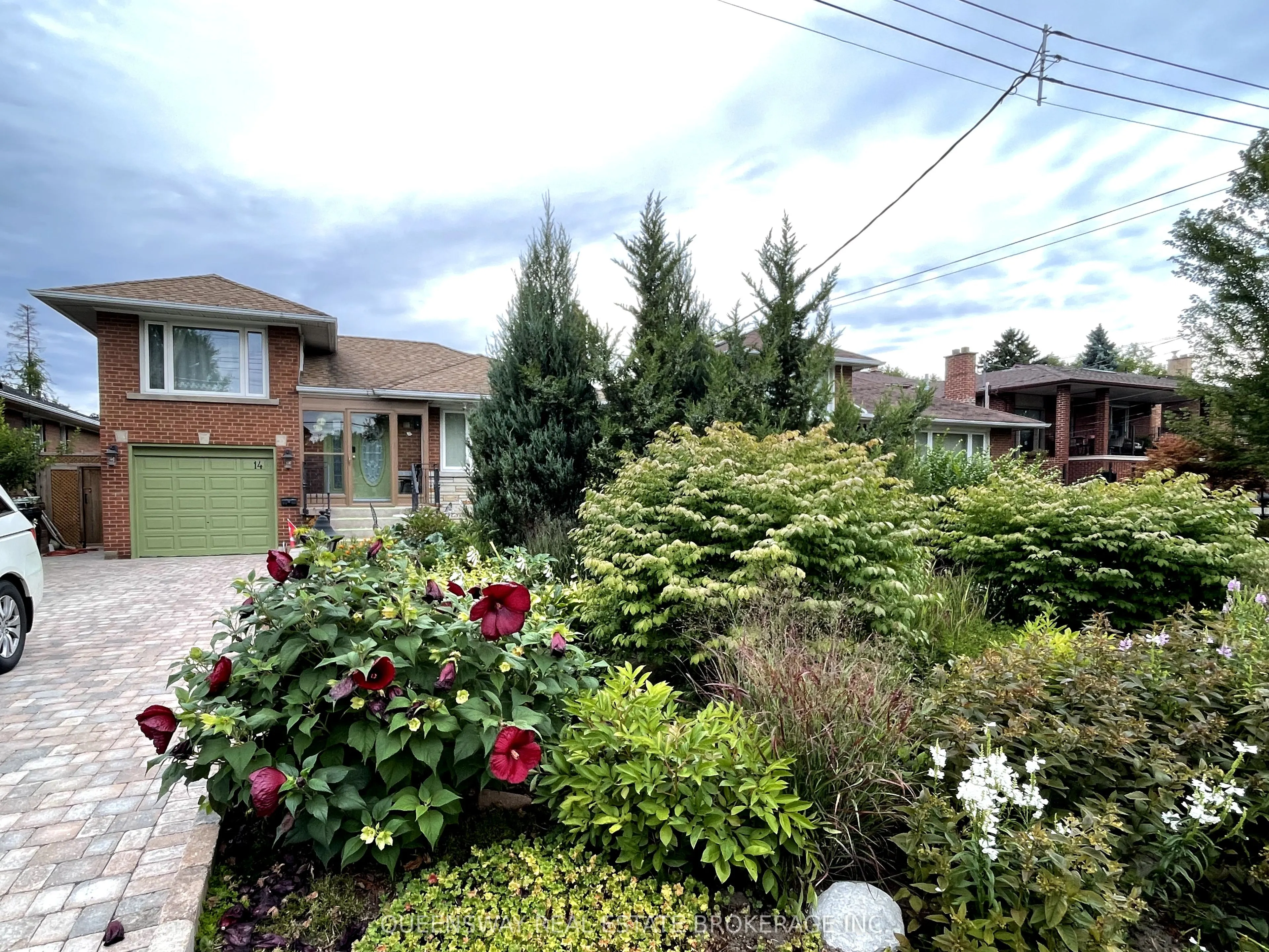 14 Oakfield Drive