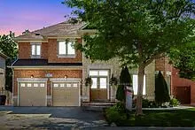 36 Valleyridge Crescent