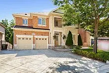 36 Valleyridge Crescent