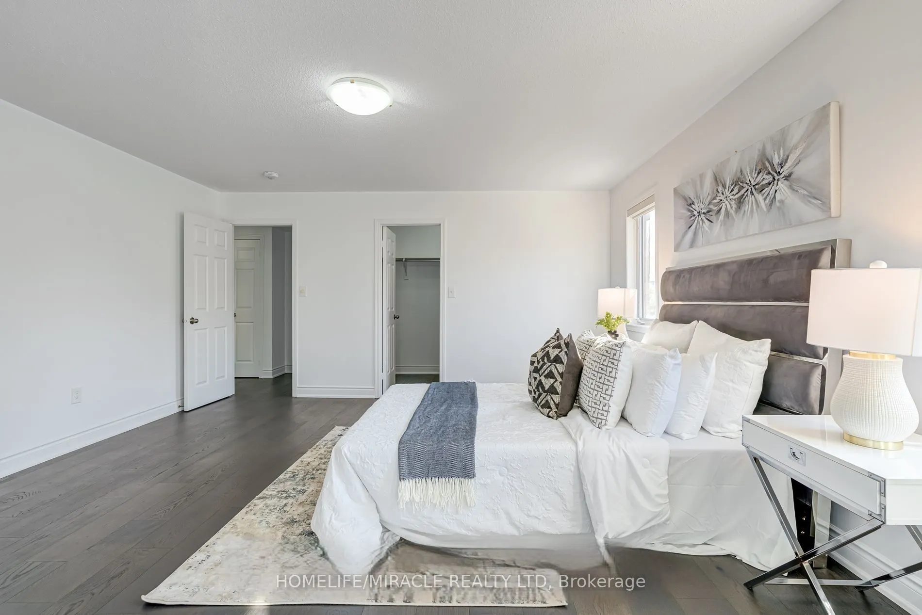 190 Fandango Drive, #Upper