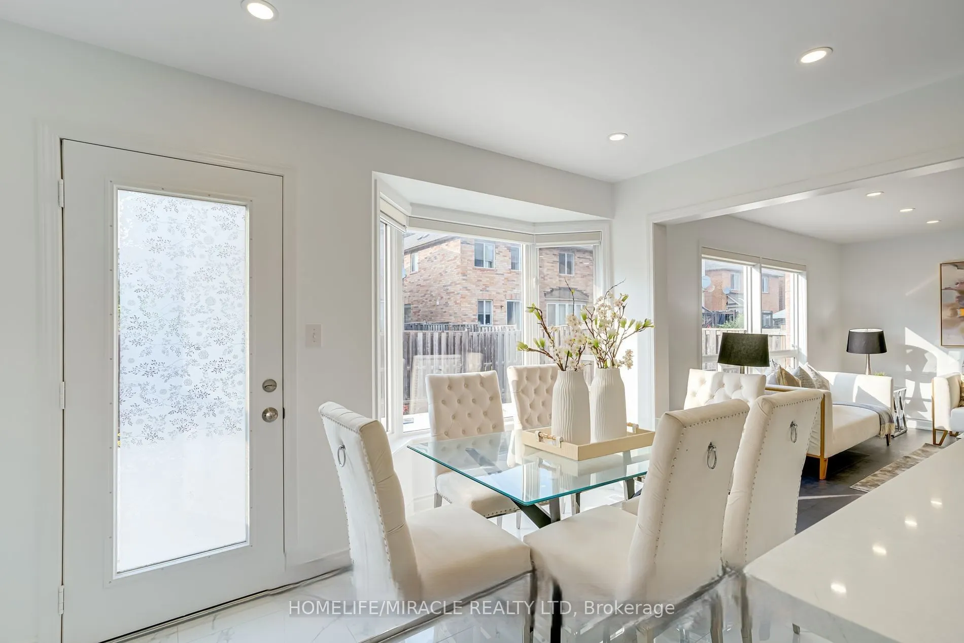 190 Fandango Drive, #Upper
