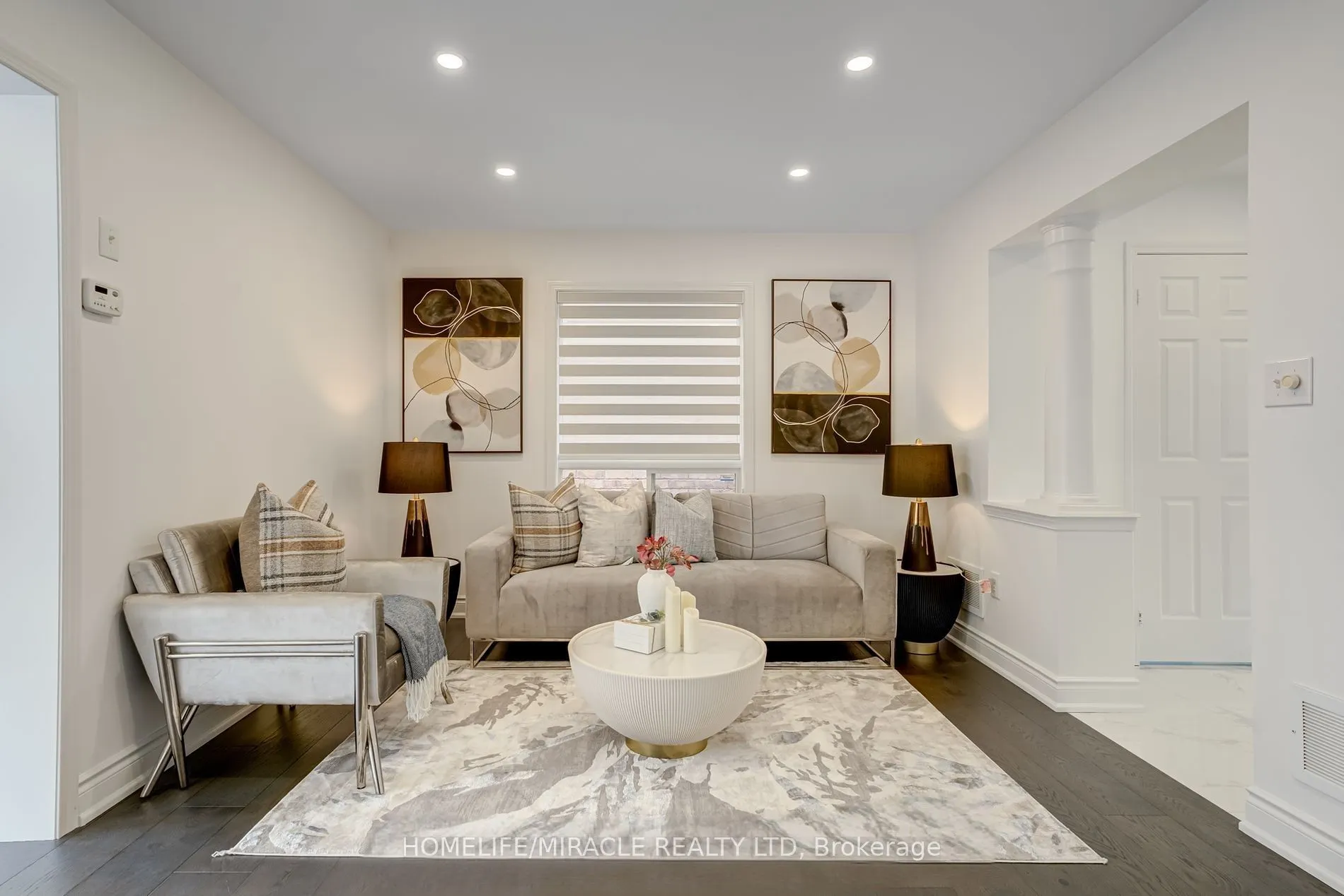 190 Fandango Drive, #Upper