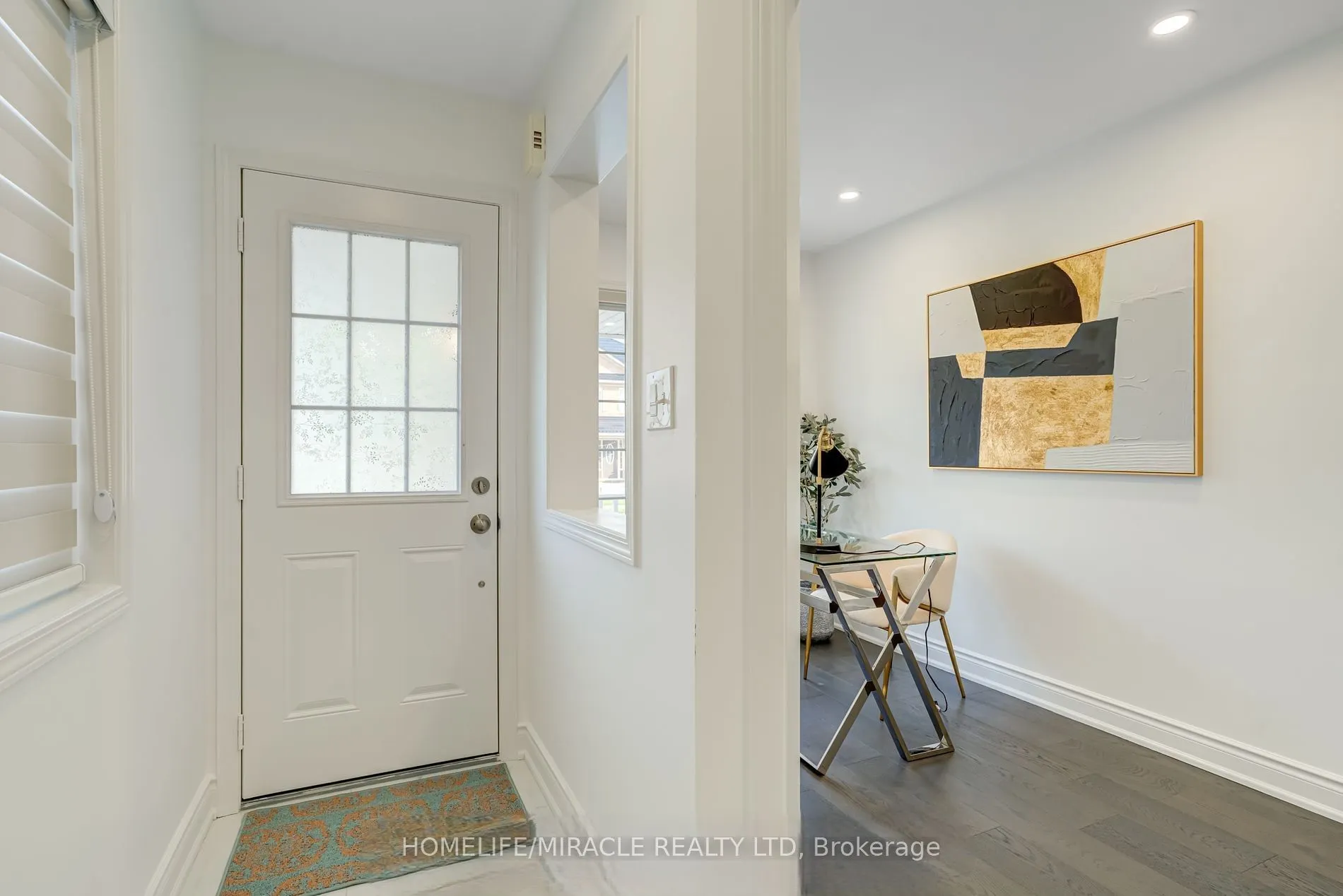 190 Fandango Drive, #Upper