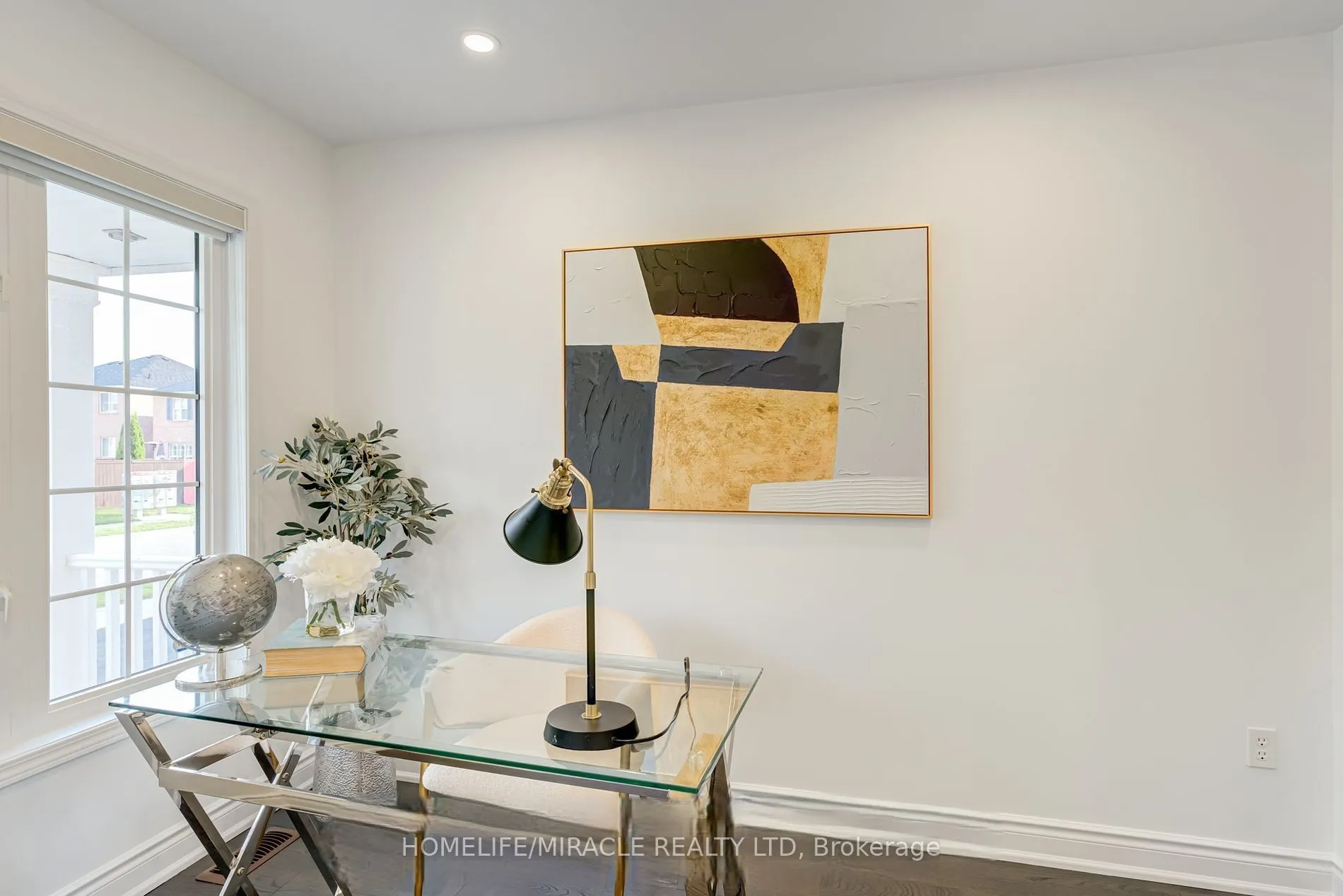 190 Fandango Drive, #Upper