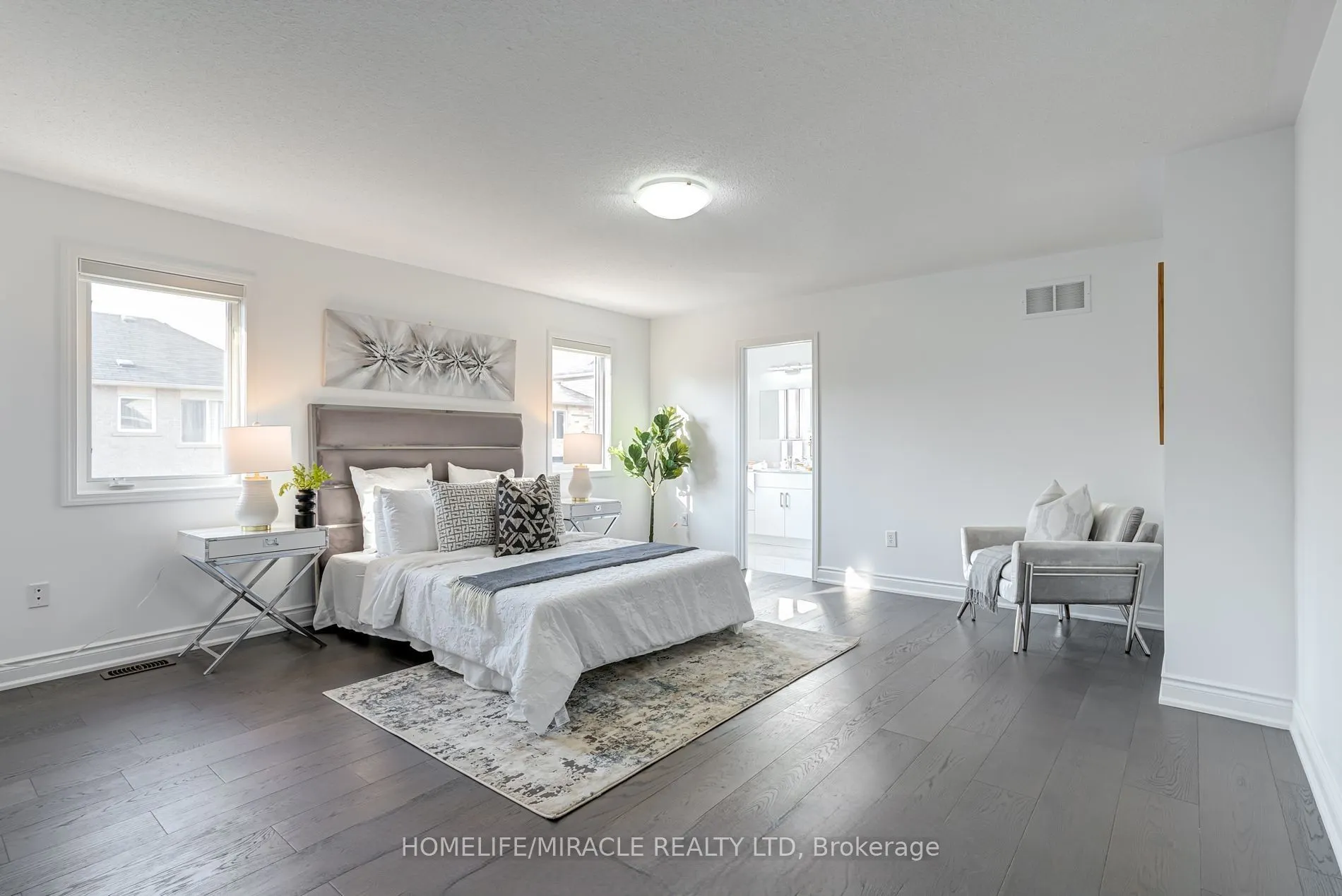 190 Fandango Drive, #Upper