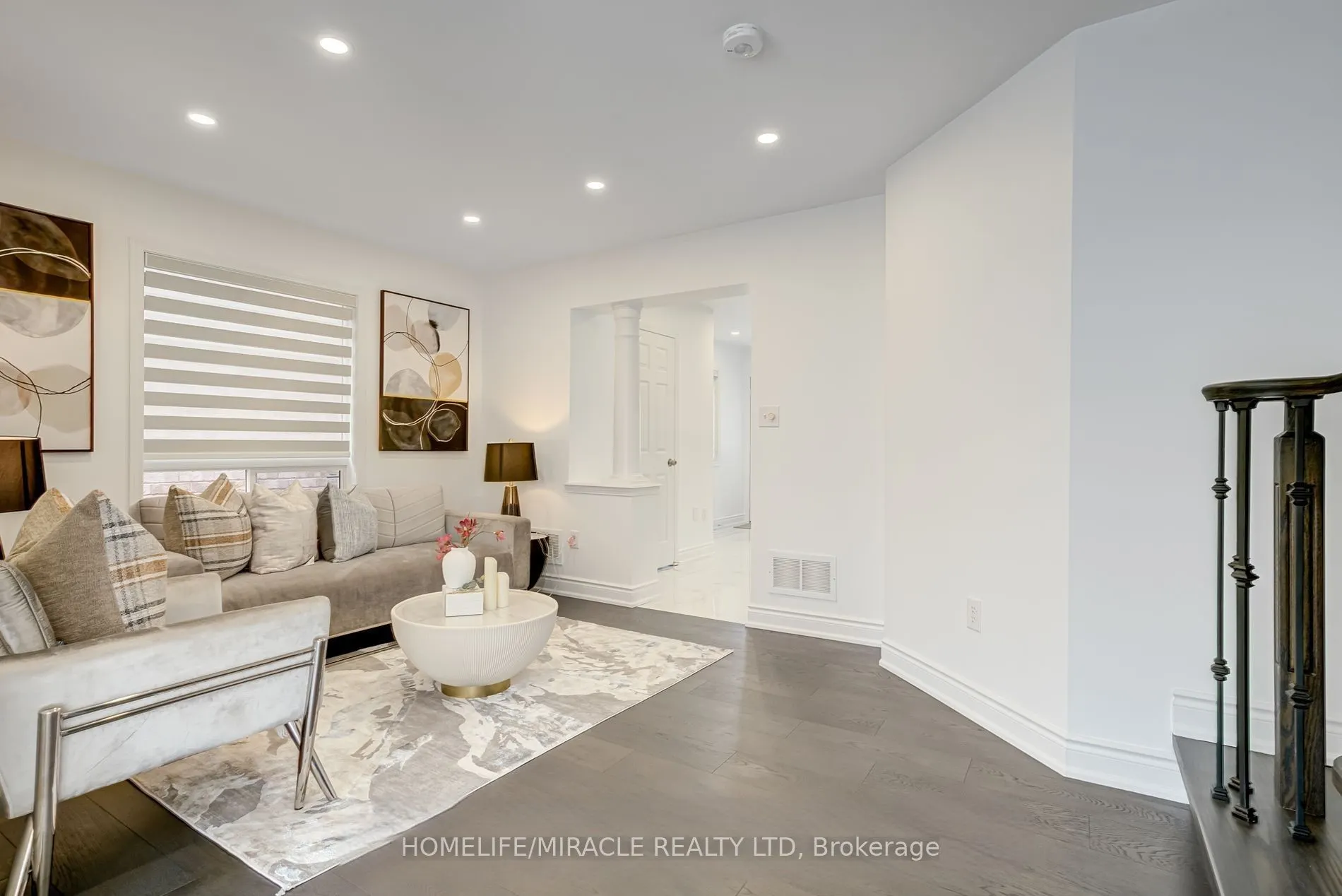 190 Fandango Drive, #Upper