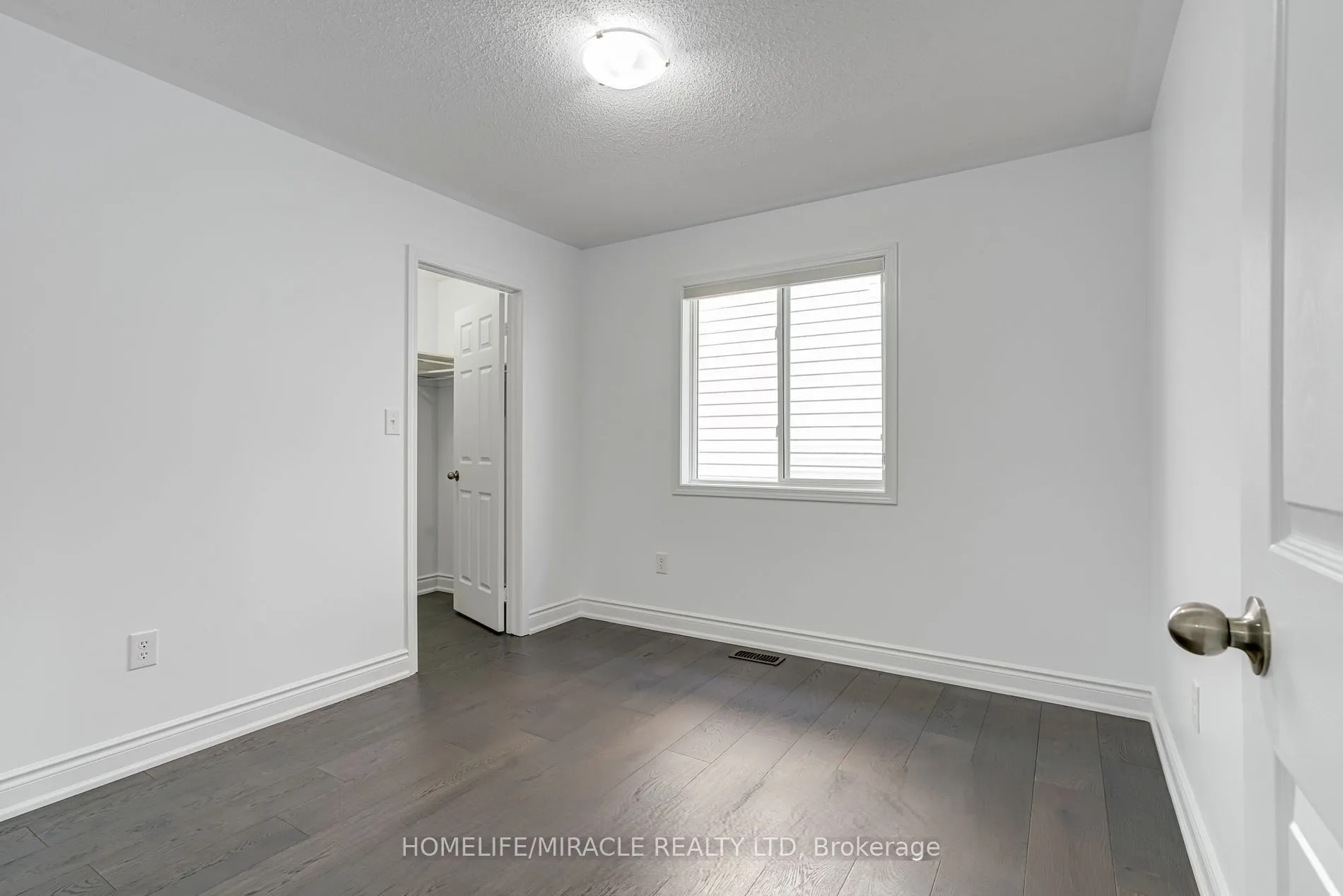 190 Fandango Drive, #Upper
