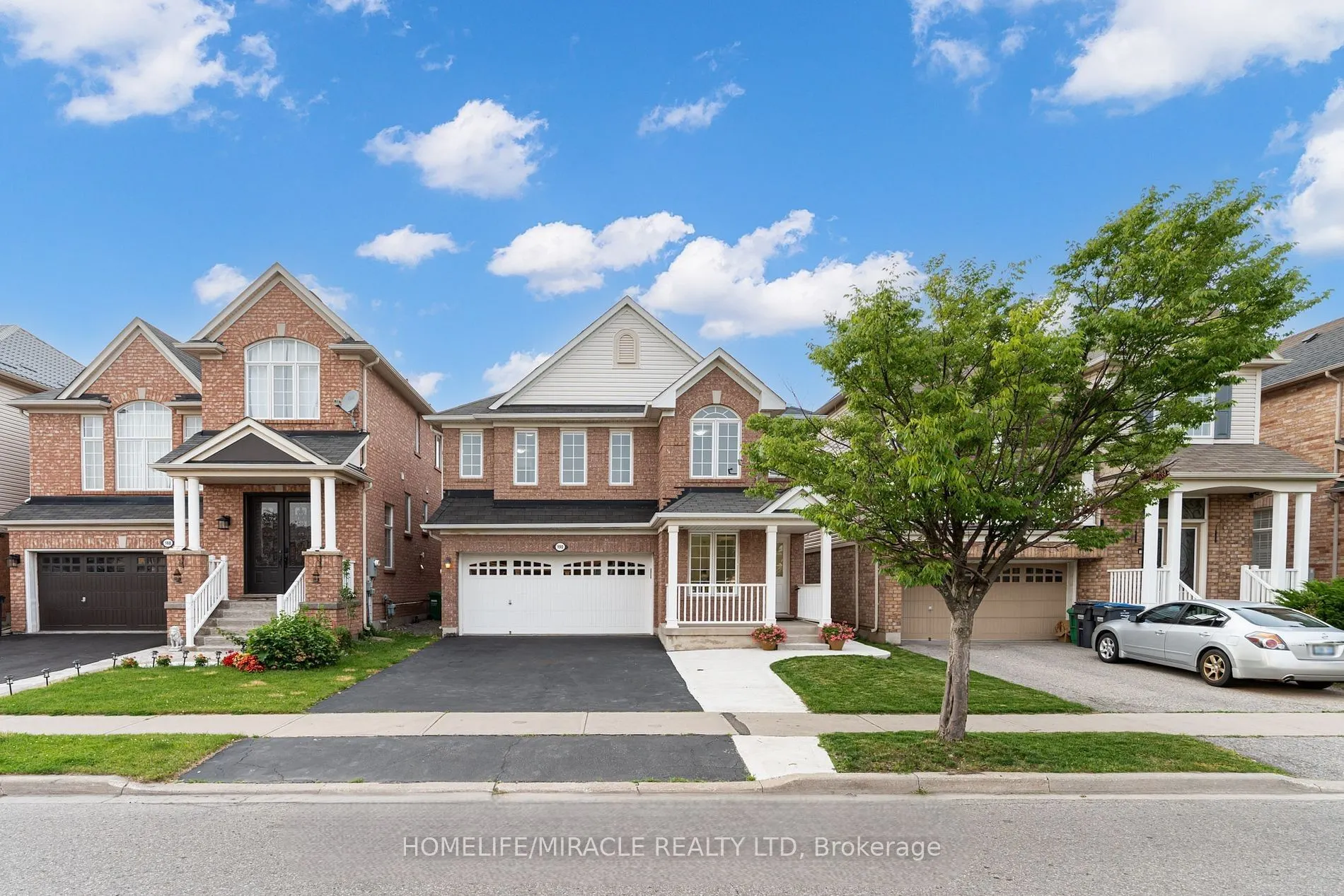 190 Fandango Drive, #Upper